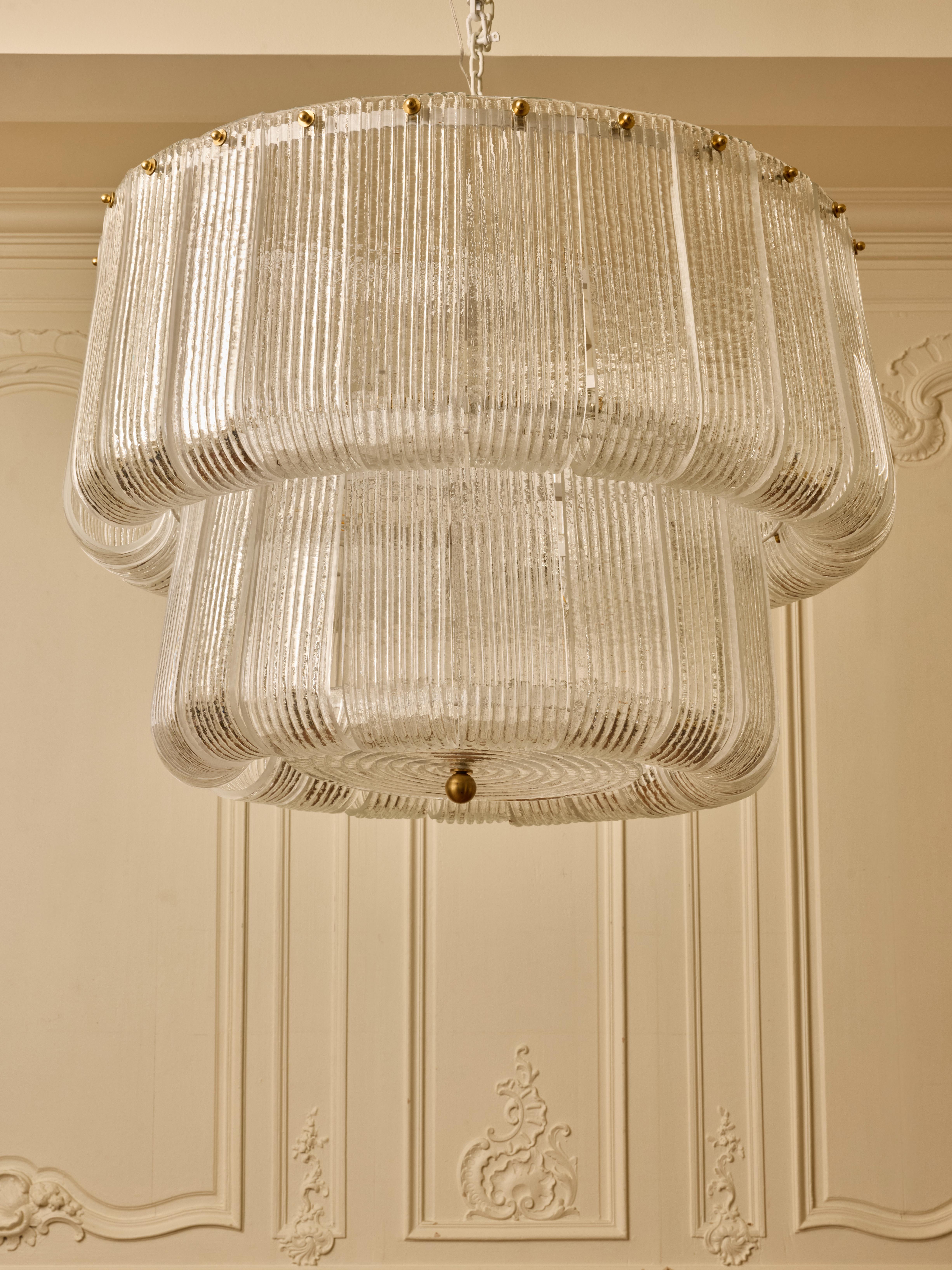 Mid-Century moderno Lampadario circolare a Murano dello Studio A. Glustin in vendita