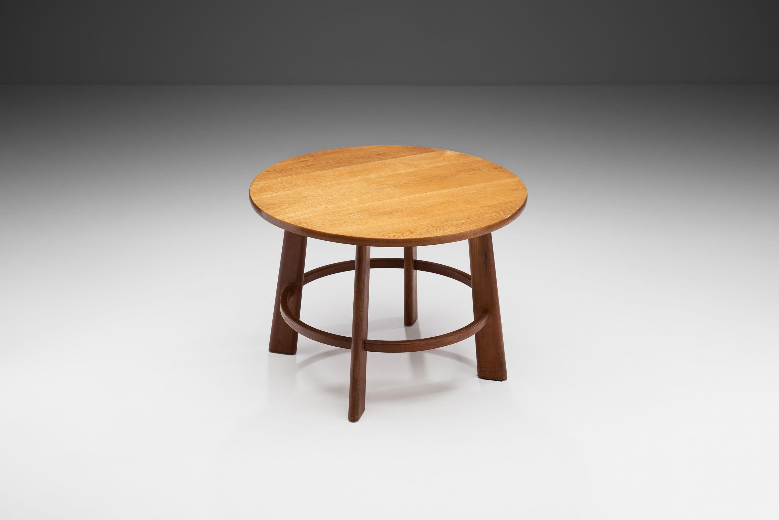 Oak Circular Coffee Table by Danish Cabinetmaker, Denmark, circa 1950s