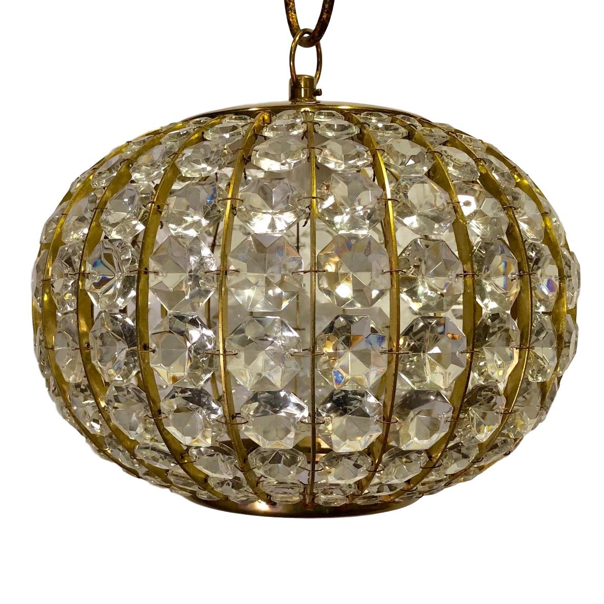 Circular Crystal Light Fixture In Good Condition For Sale In New York, NY
