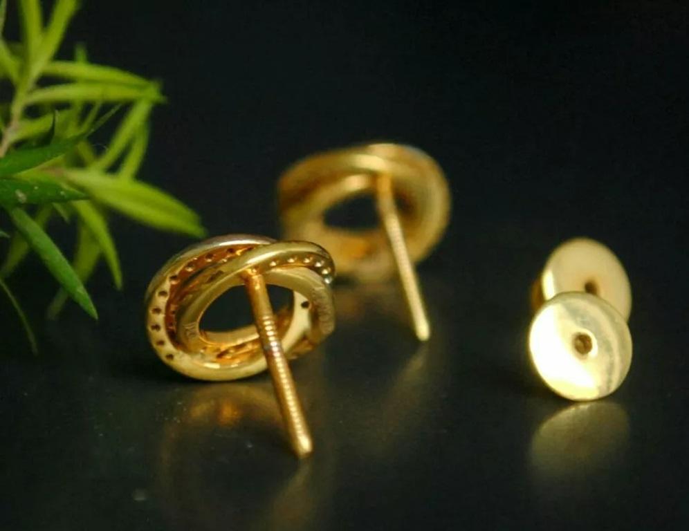 Taglio rotondo Collana con ciondolo circolare in oro massiccio 14k con 3 colori in vendita