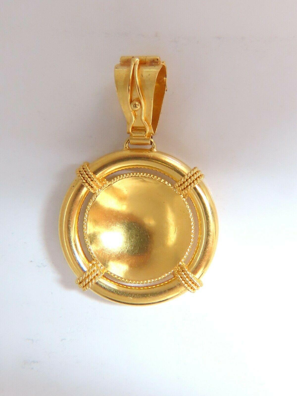 Circular Domed Iconic Emblem Gold Pendant 18 Karat For Sale 1