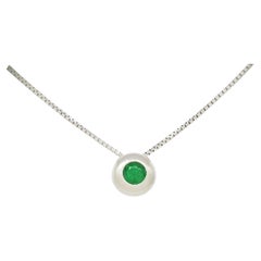 Circular Emerald Necklace in White Gold with 0.25 Carats Green Colombian Emerald