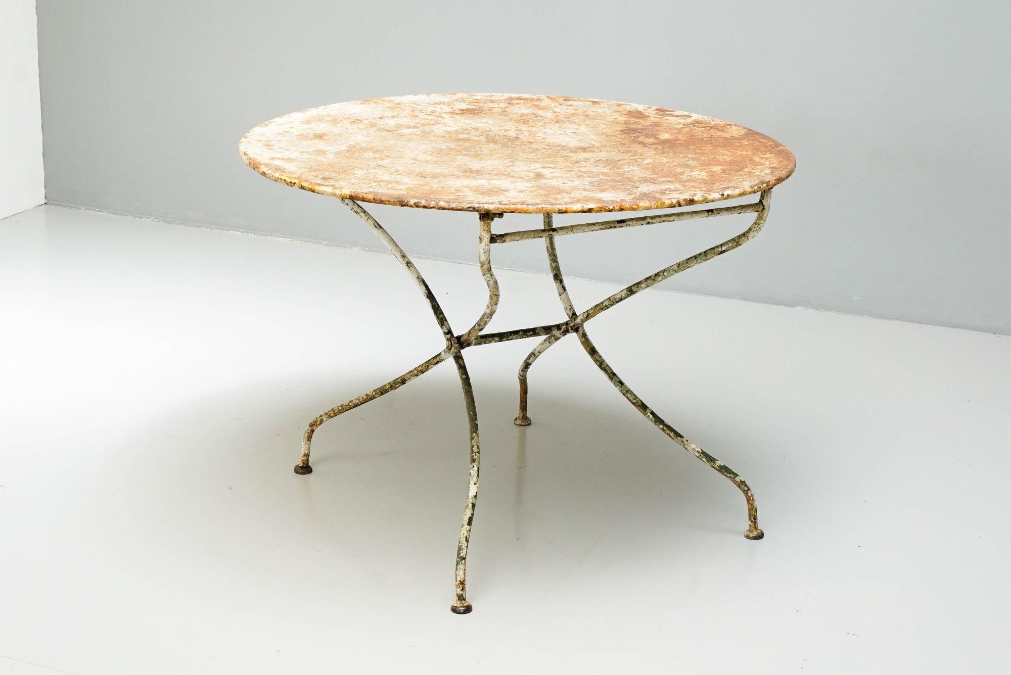 Table de jardin pliante circulaire Excellent état - En vente à London, England
