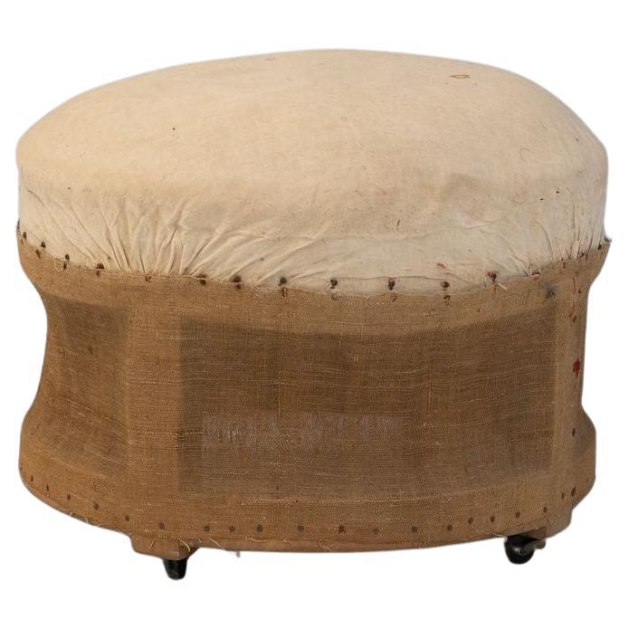 Tabouret circulaire en vente