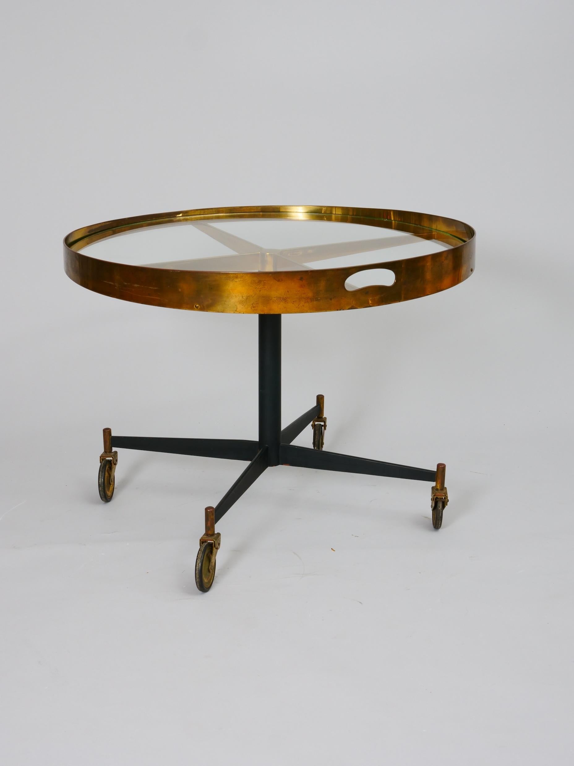 Circular Gio Ponti style brass and glass table. Italy c1950 In Good Condition For Sale In London, GB