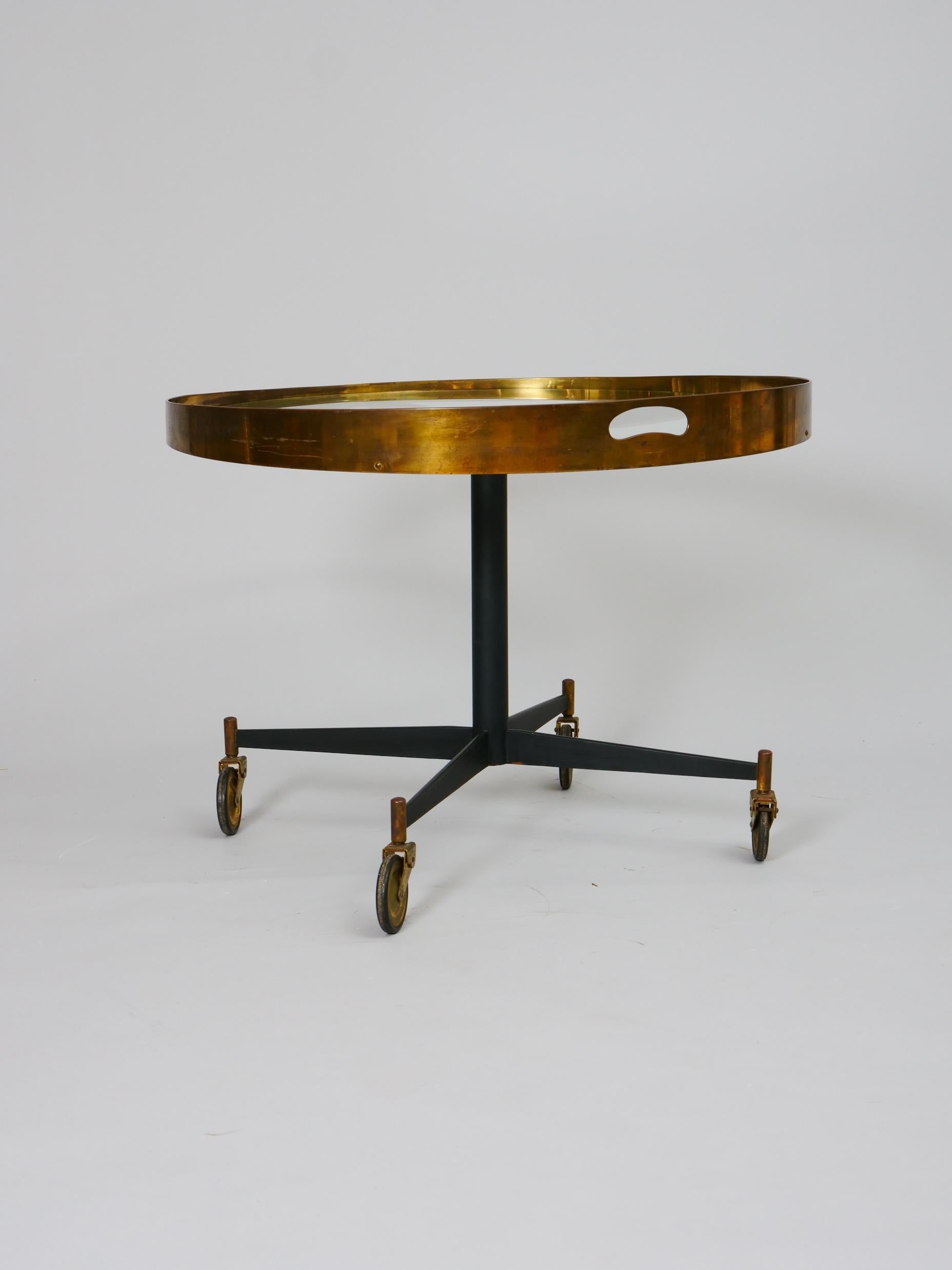 Mid-20th Century Circular Gio Ponti style brass and glass table. Italy c1950 For Sale