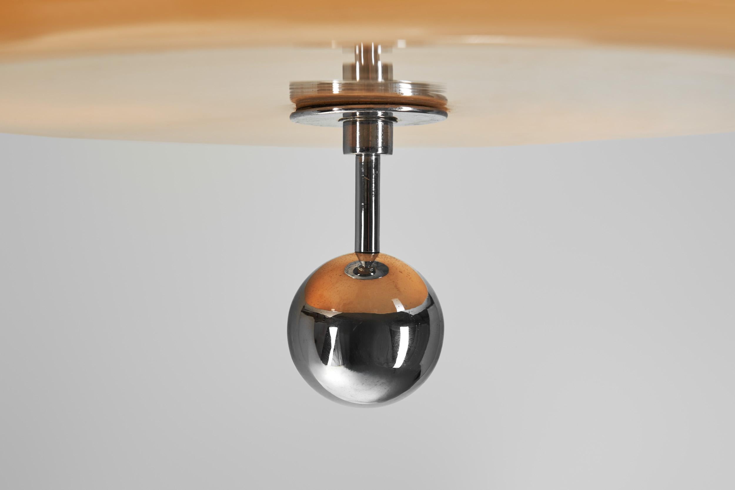 Plafón Circular de Cristal con Metal Cromado y Madera Ebonizada, Europa Años 30 en venta 10