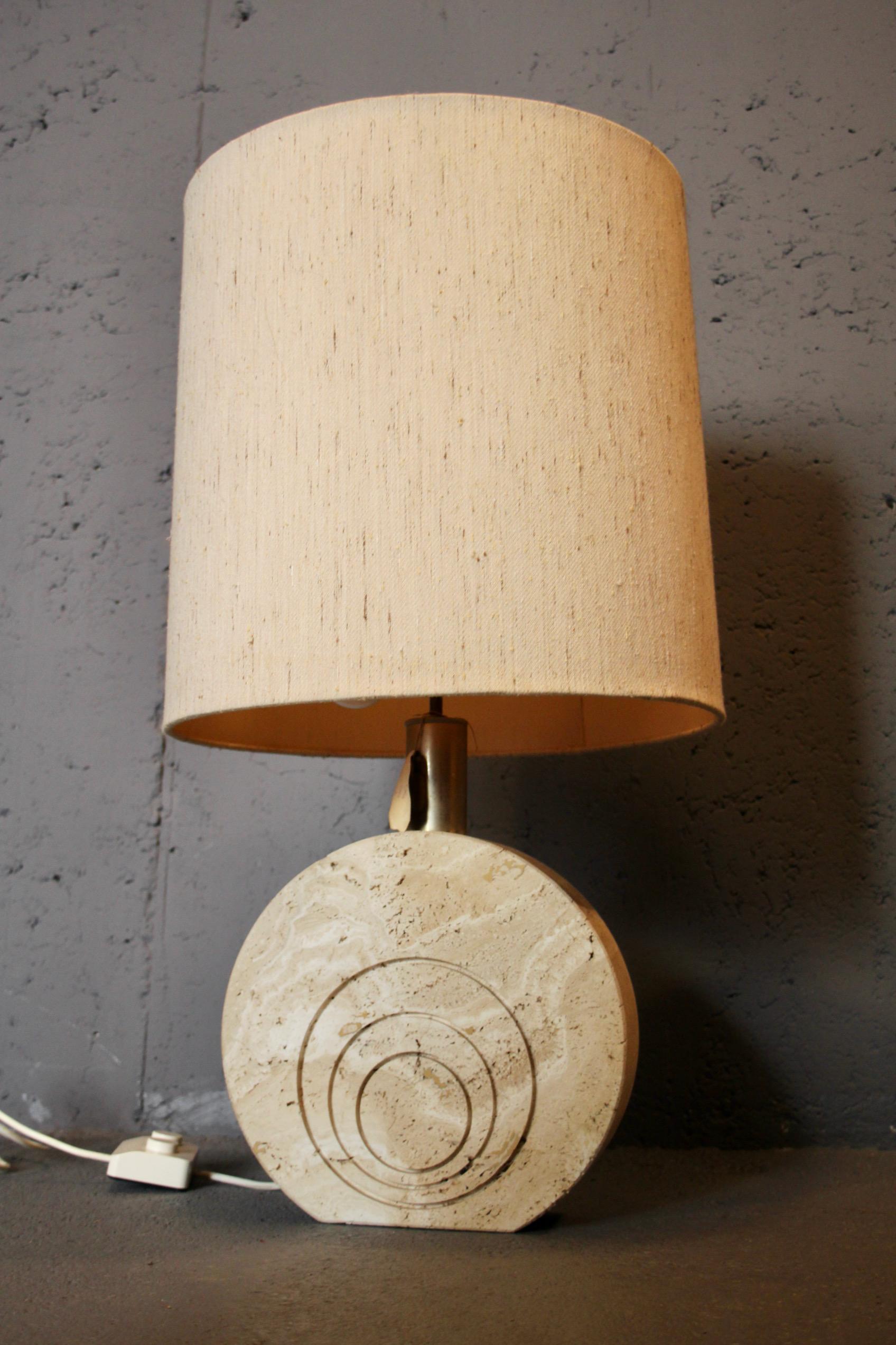 Lámparas circulares italianas de travertino y latón de los años 70, de Fratelli Manelli en venta 1