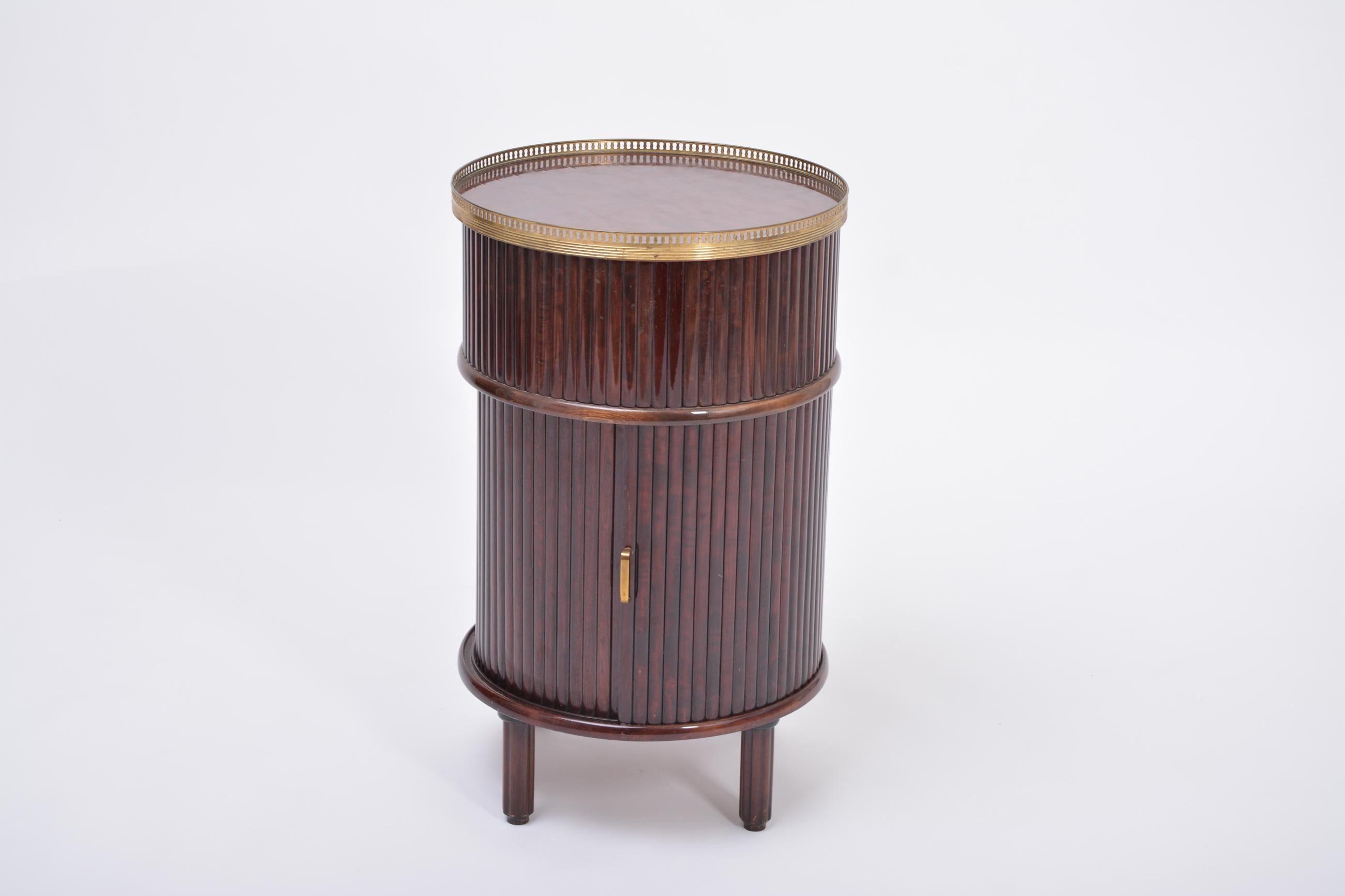 Circular Italian Mid-Century Bar Cabinet with Sliding Doors and Swiveling Tray 4