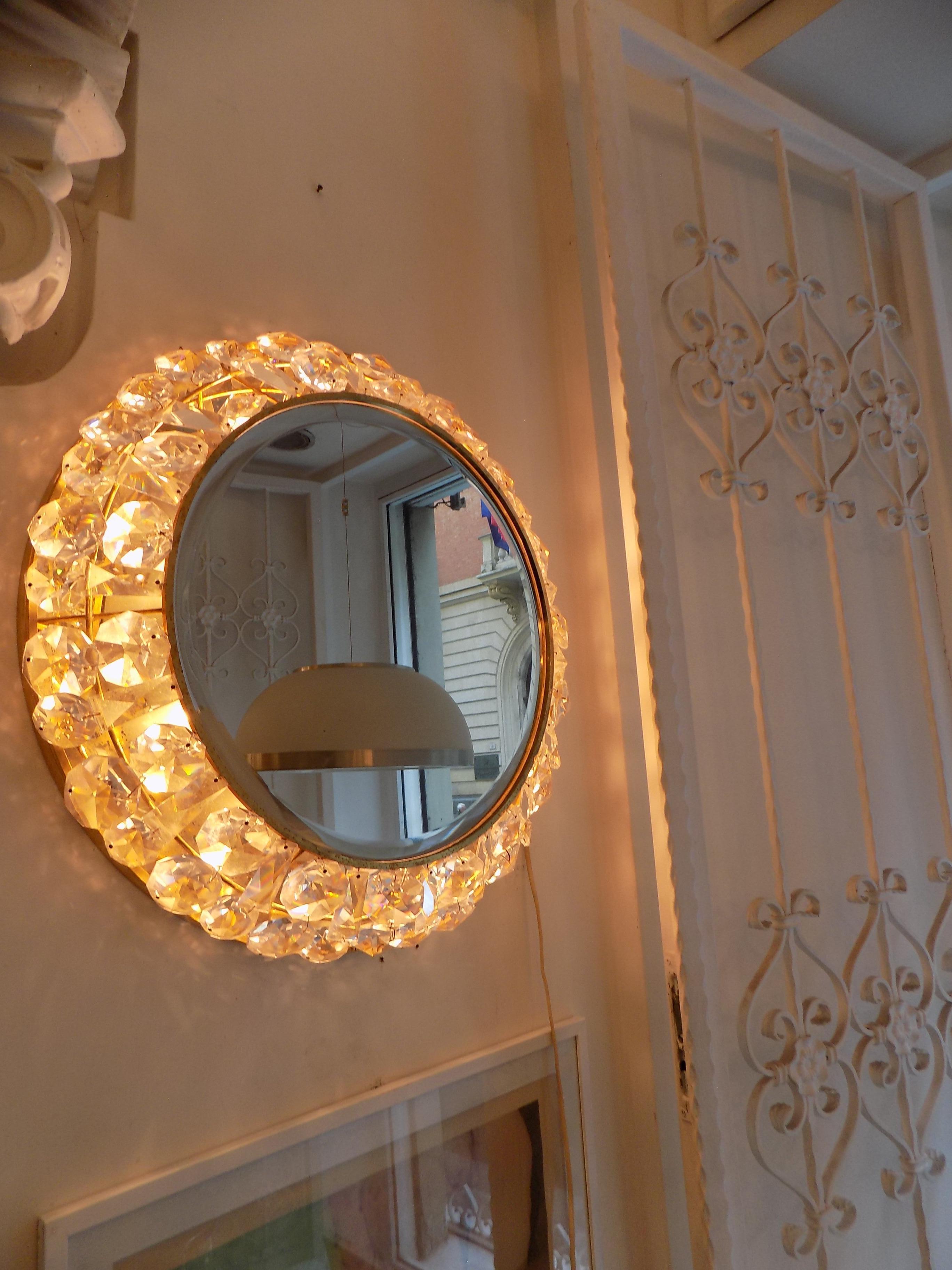 Mid-Century Modern Miroir circulaire Diamond de Bakalowits, Autriche, années 1960 en vente