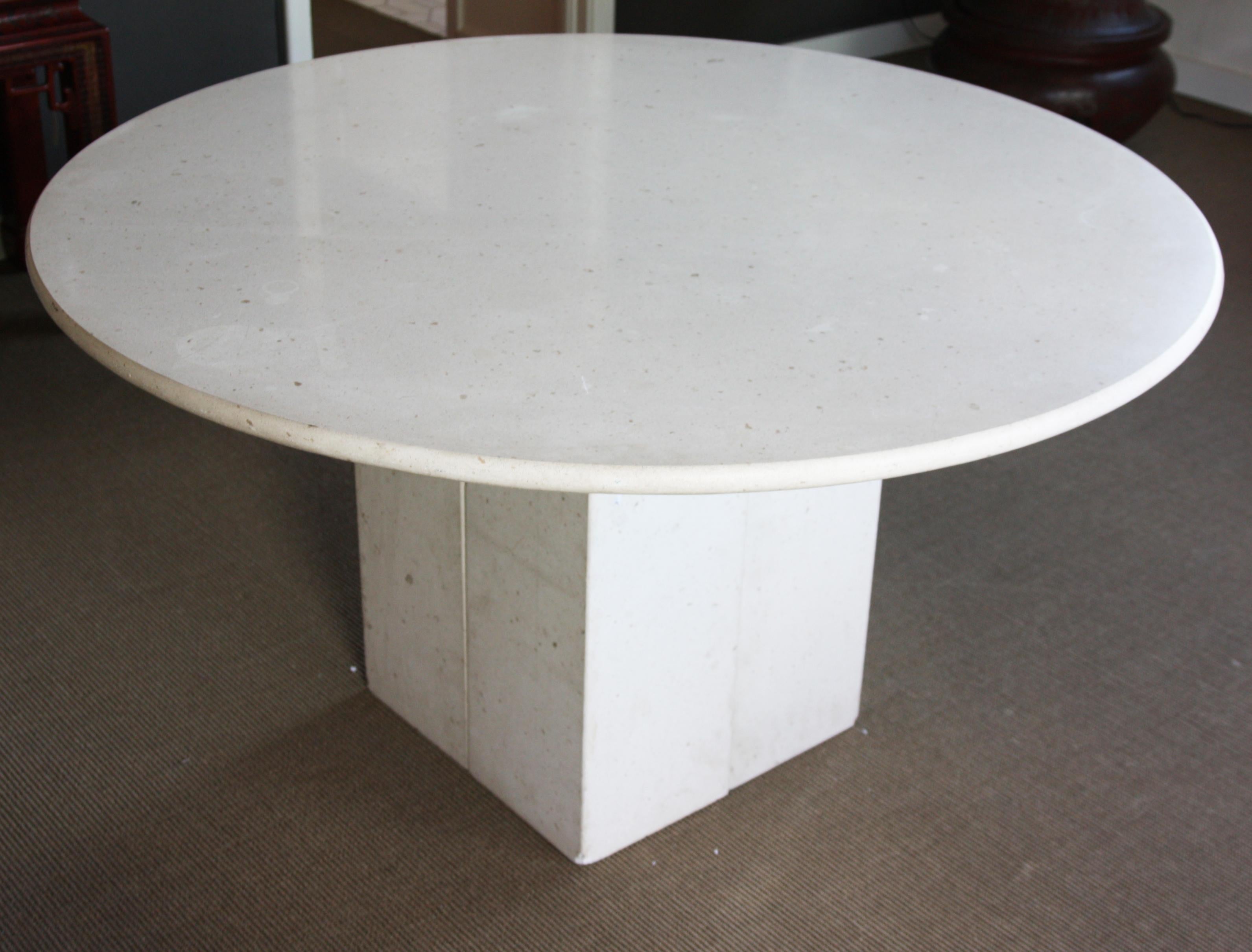 round table square base