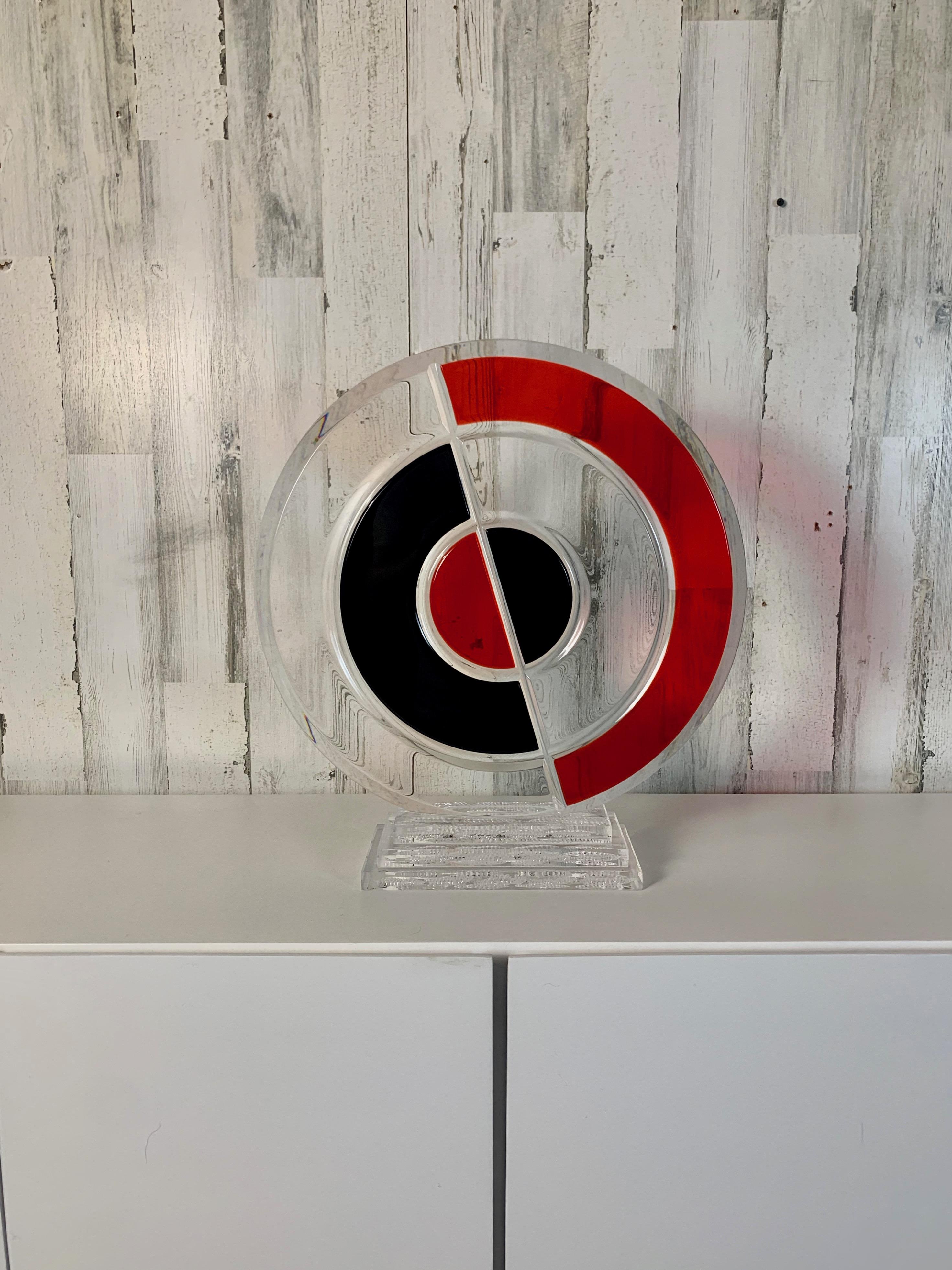Moderno Scultura circolare in lucite di Shlomi Haziza in vendita
