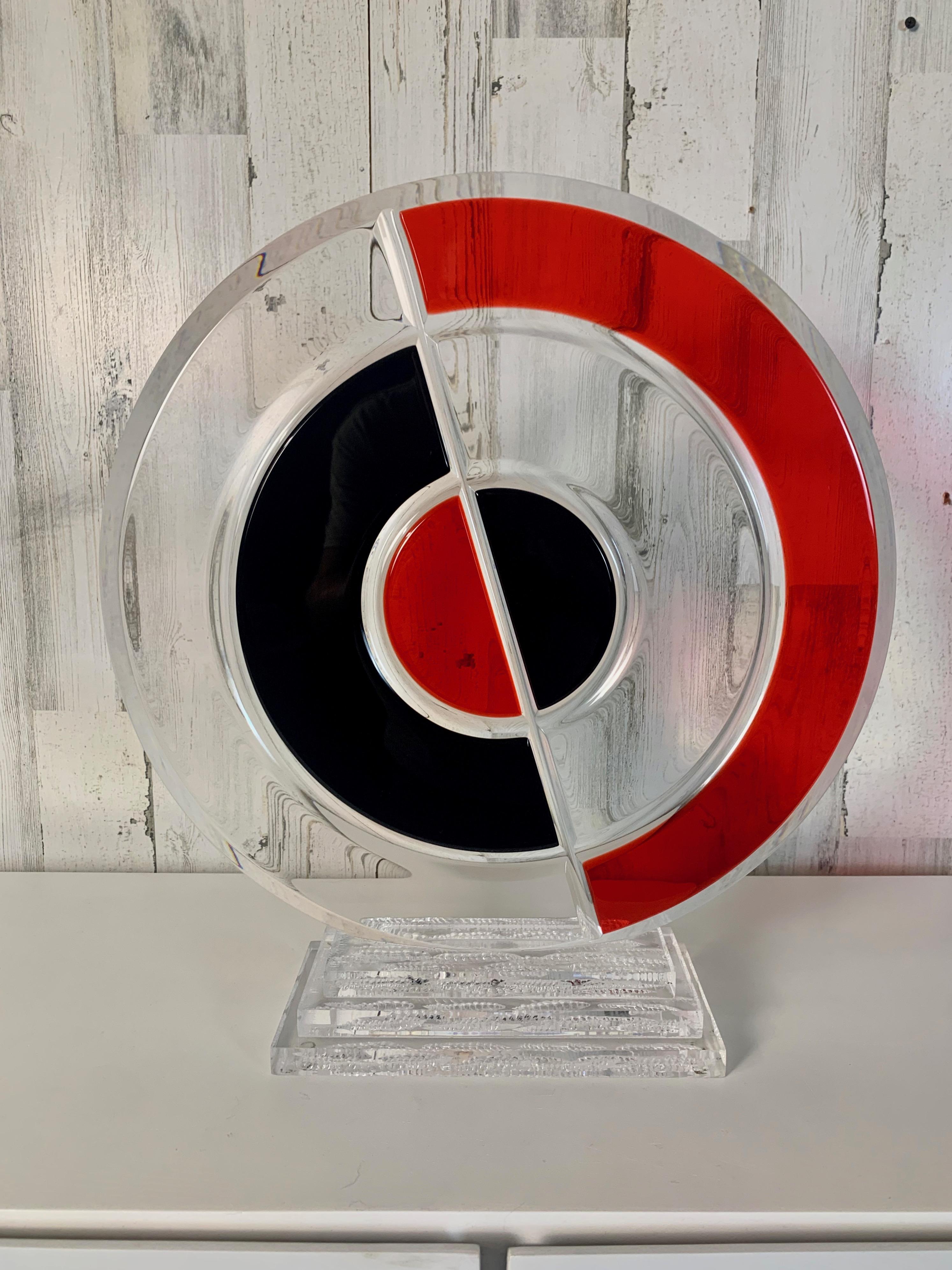 Americano Scultura circolare in lucite di Shlomi Haziza in vendita
