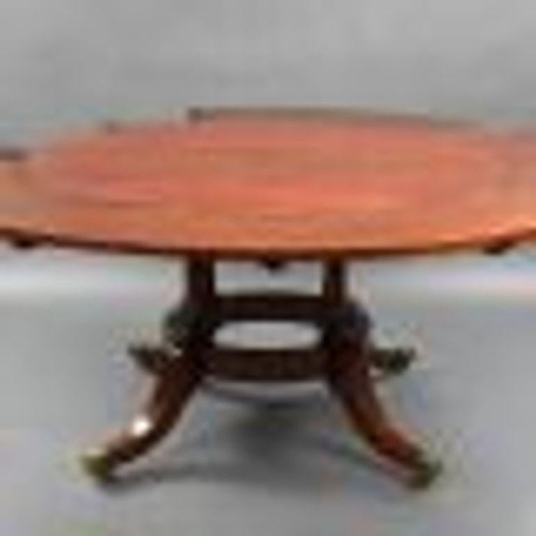 Circular Mahogany Extending Table For Sale 6