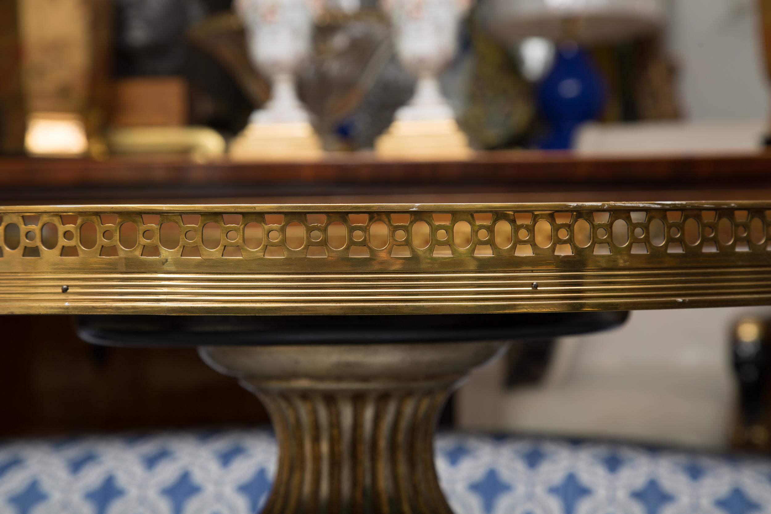 French Circular Marble-Top Table on Pedestal Base For Sale