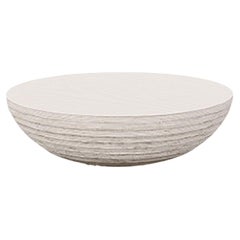 Circular Medium Table di Piegatto, un tavolino da caffè scultoreo