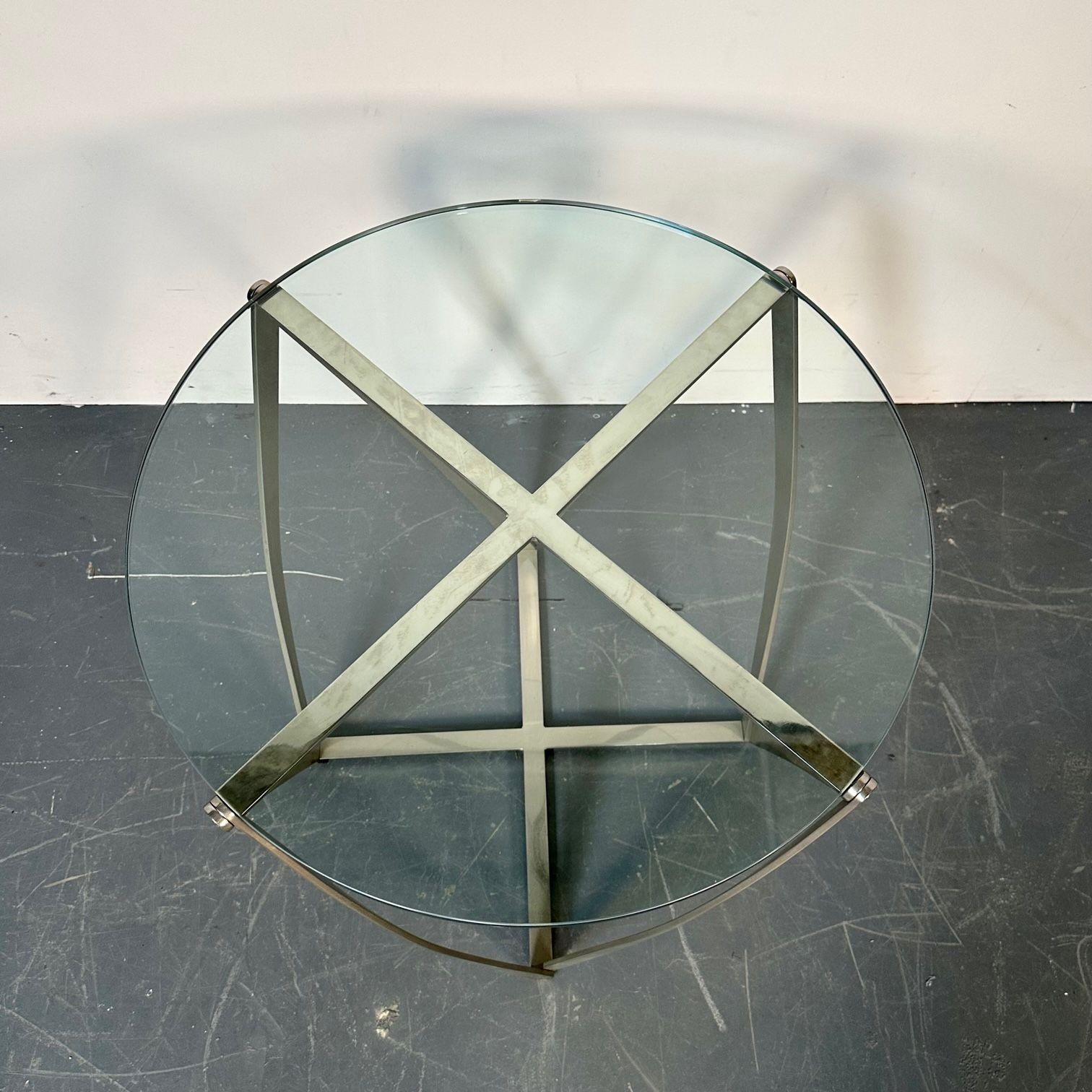 Aluminium Table d'appoint circulaire en aluminium mi-siècle moderne de John Vesey, Sculptural