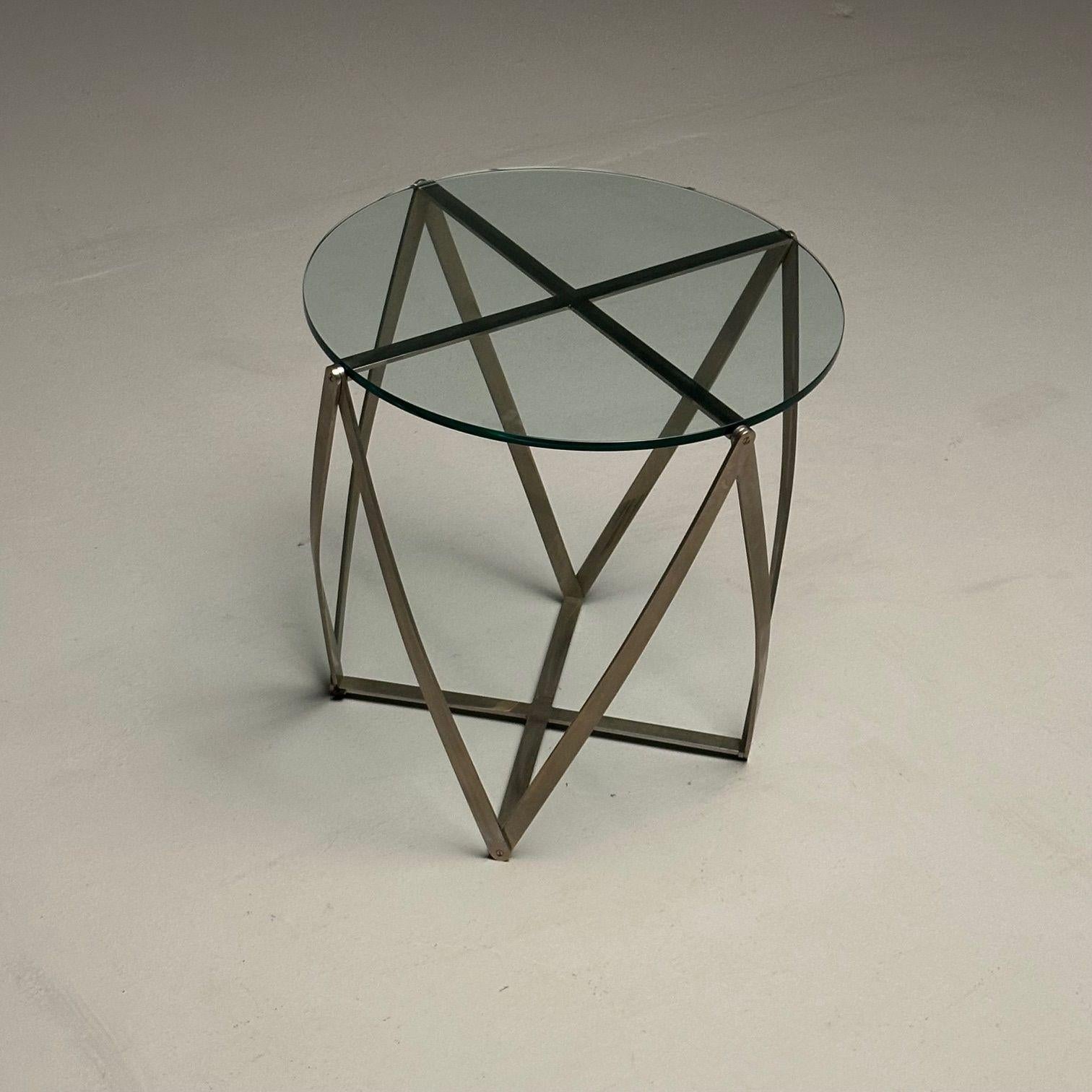 Circular Mid-Century Modern Aluminum Side / End Table by John Vesey, Sculptural In Good Condition In Stamford, CT