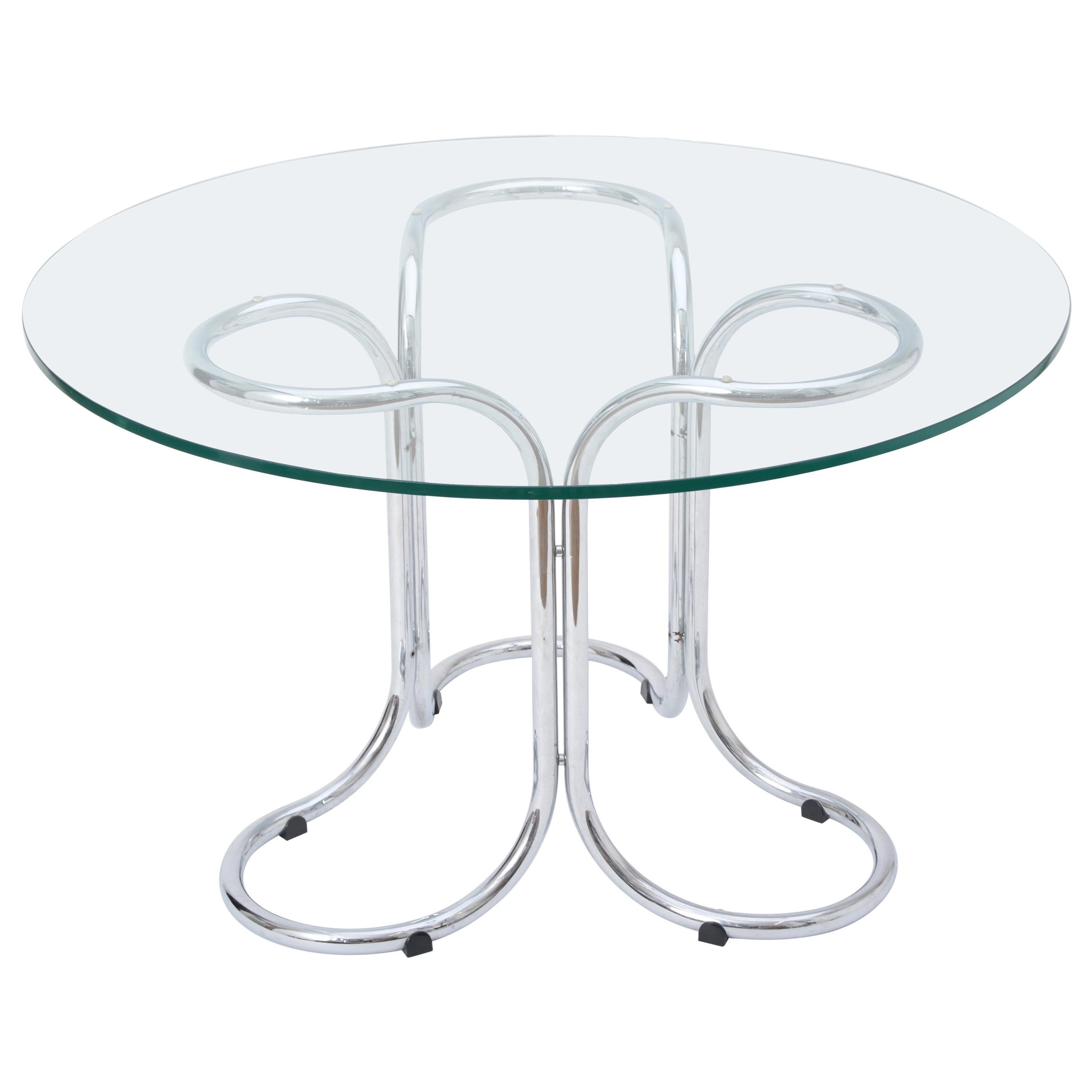Circular Mid-Century Modern Glass Table in the Style of Giotto Stoppino