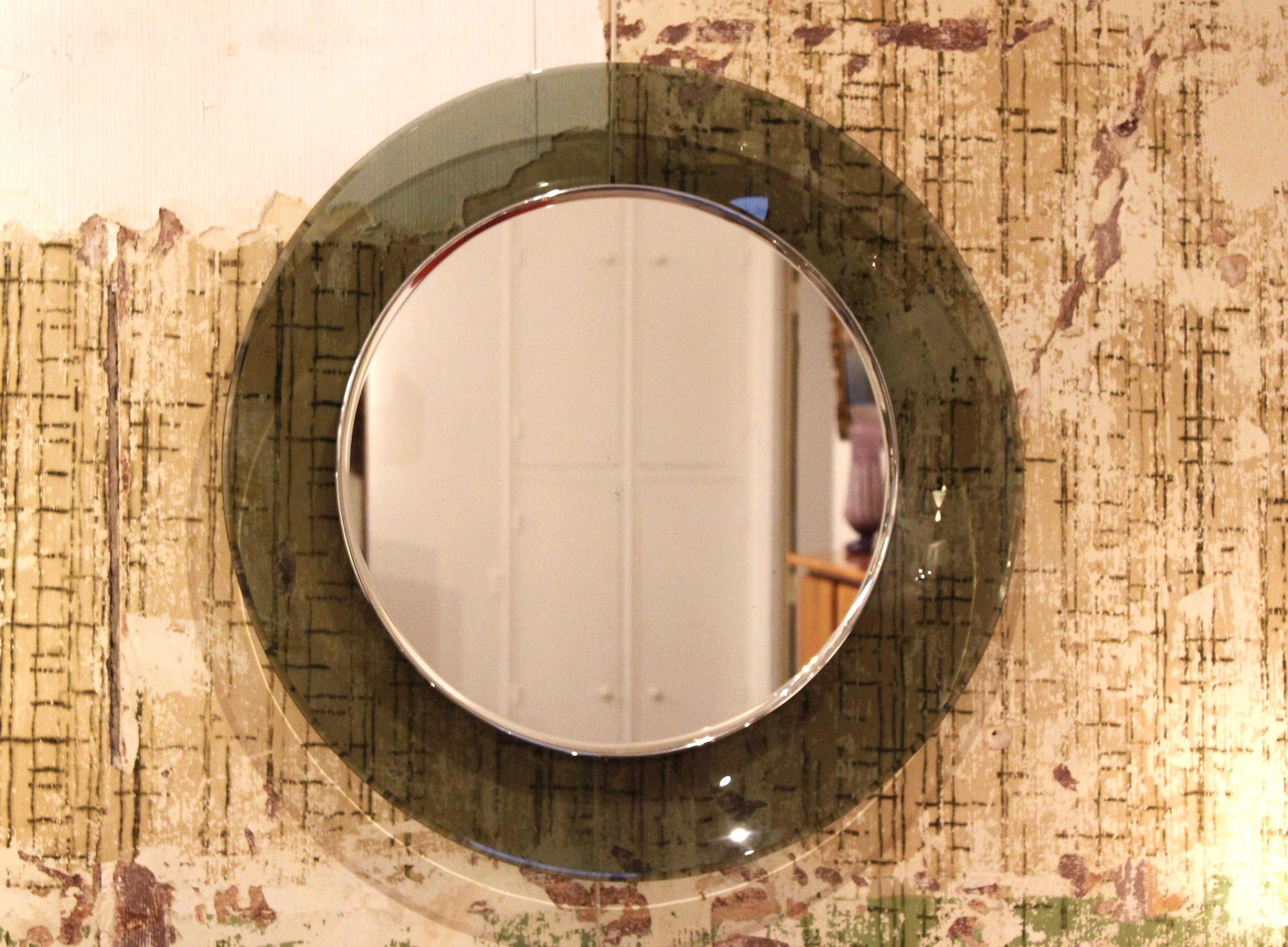 Circular mirror, Model 1669 by Max Ingrand for Fontana Arte
Italy, 1960