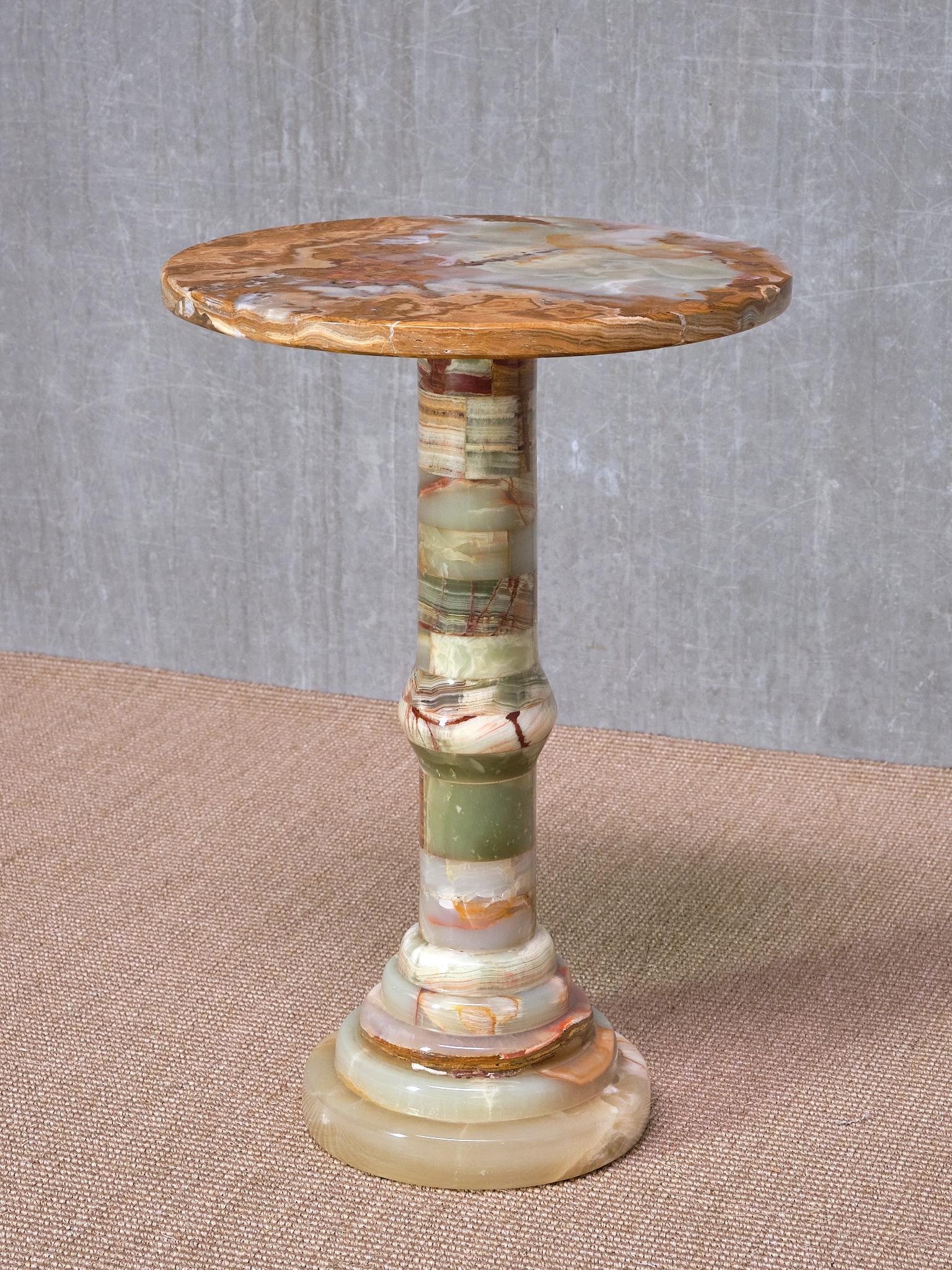 Circular Onyx Side Table with Pedestal Base, Italy, 1960s In Good Condition In The Hague, NL