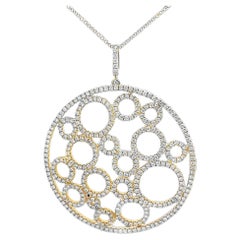 Collier à pendentif circulaire