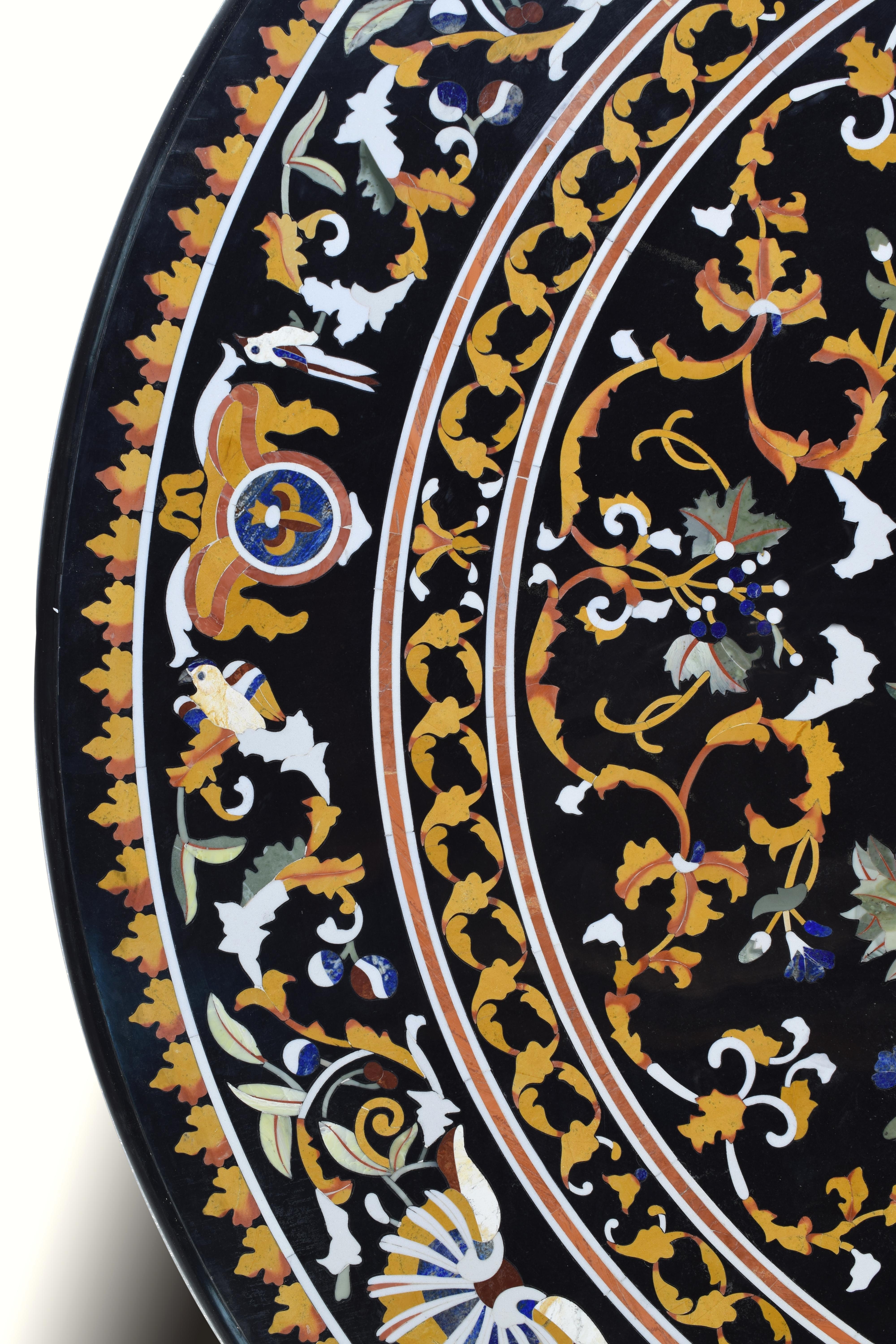 Moderne Plateau de table circulaire « Pietra Dura », marbre et pierres dures en vente