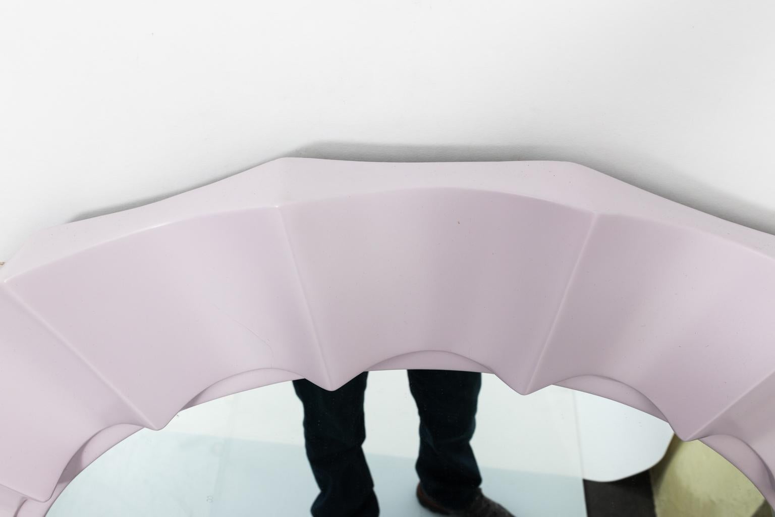 Circular Pink Scalloped Edge Mirror In Good Condition In Stamford, CT