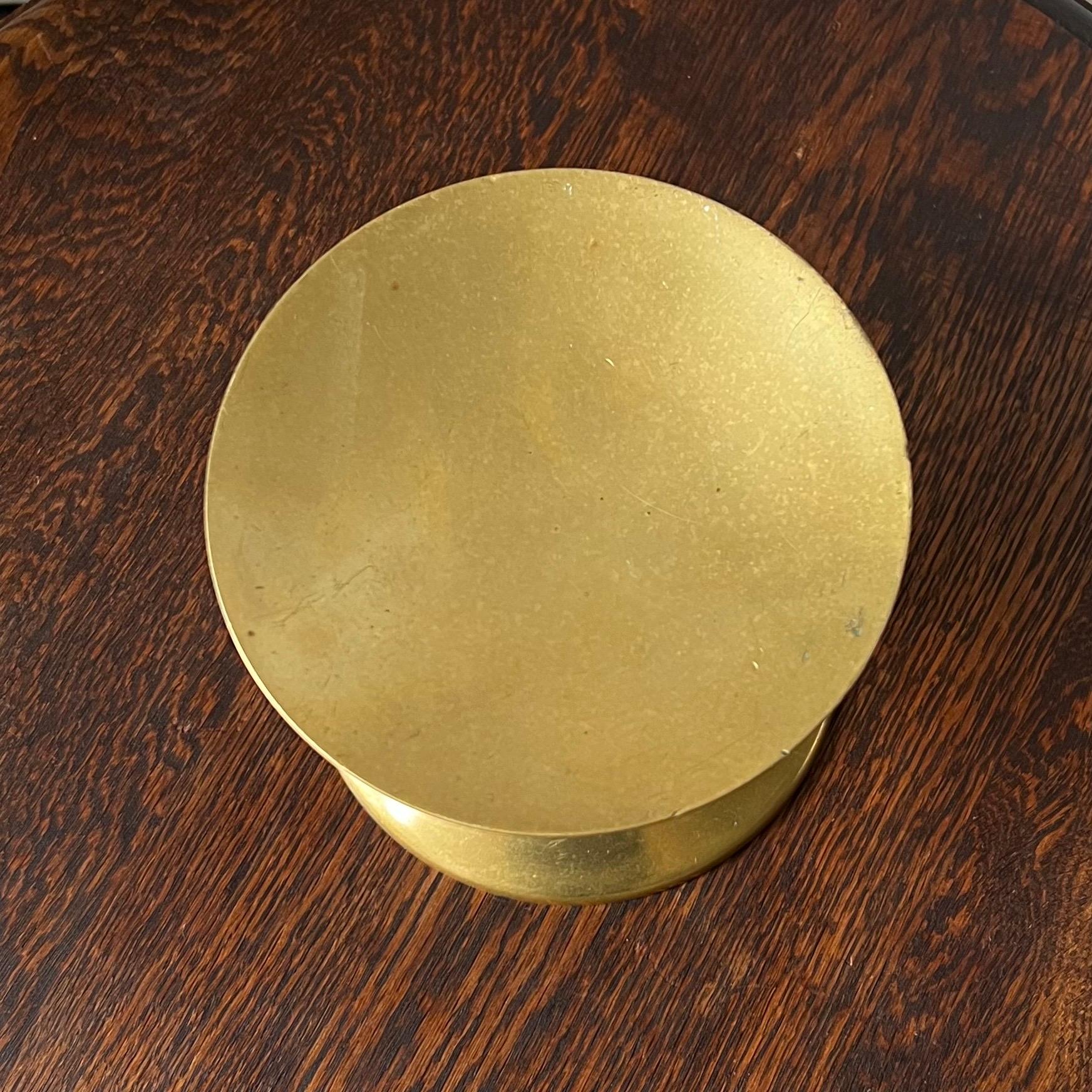 Maniglia circolare a pressione in bronzo, metà del XX secolo, Francia in vendita 1