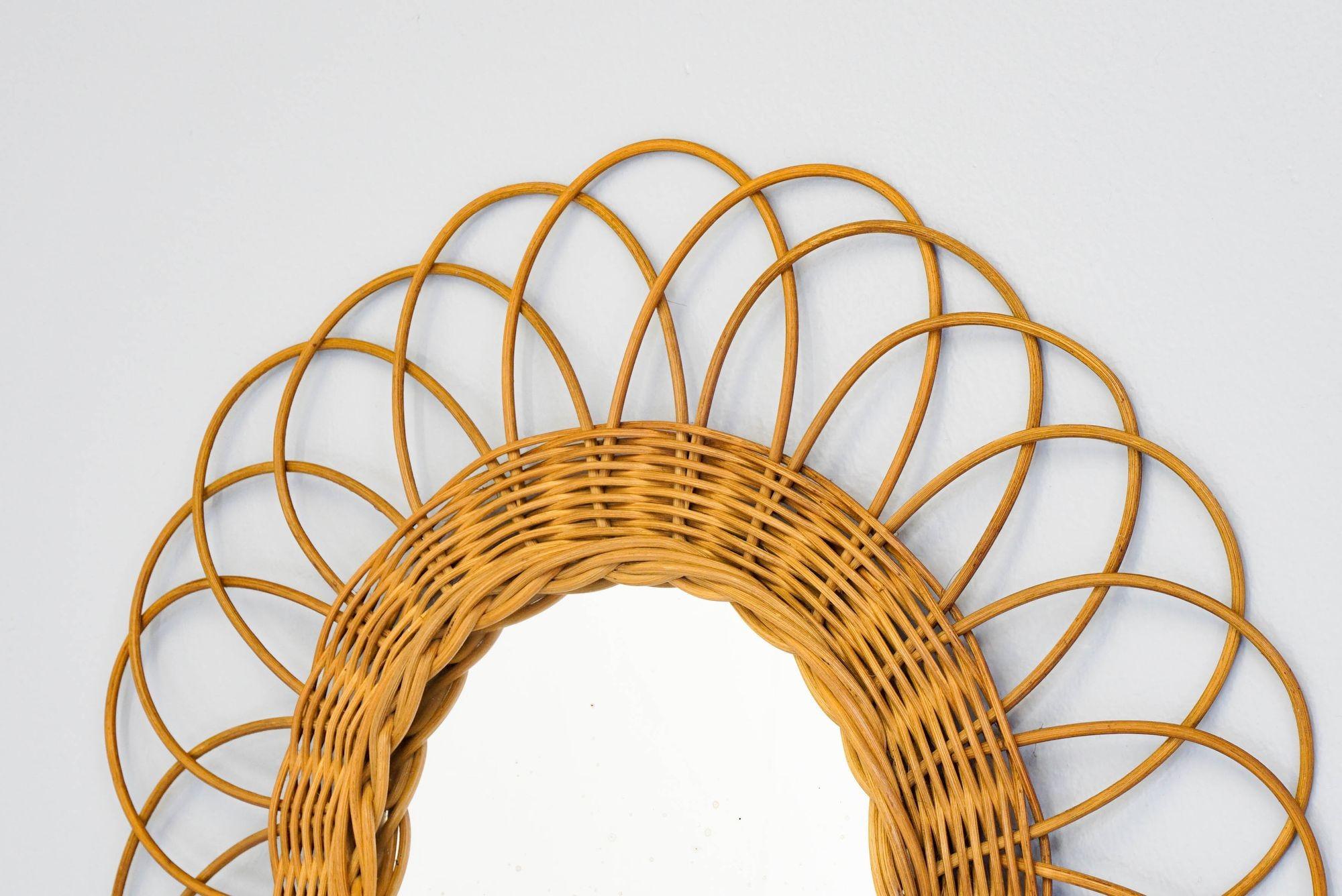 Circular Rattan Mirror In Good Condition For Sale In London, England