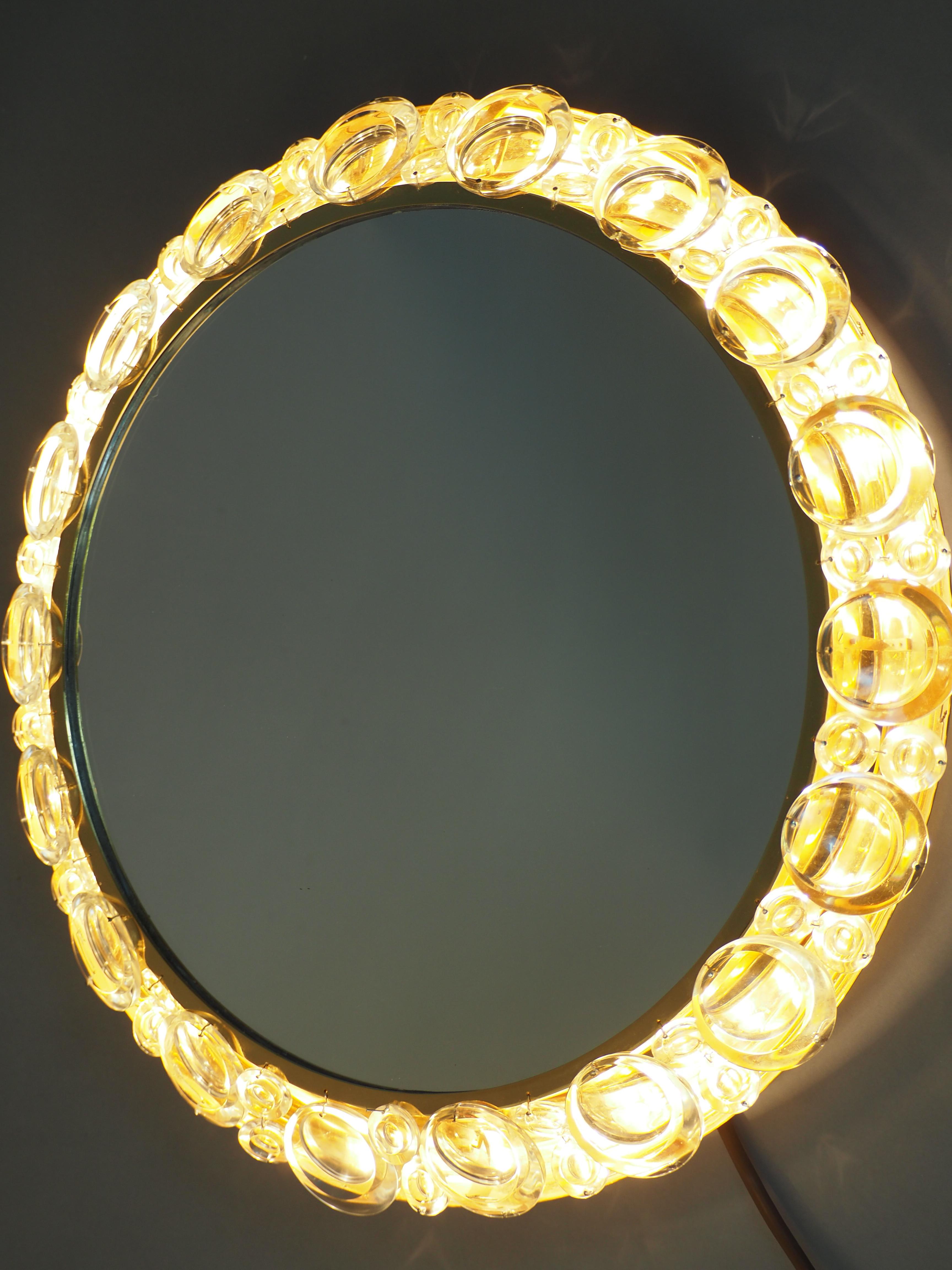 Mid-Century Modern Circular Round Illuminated Gilt Brass and Glass Mirror by Palwa, circa 1970s