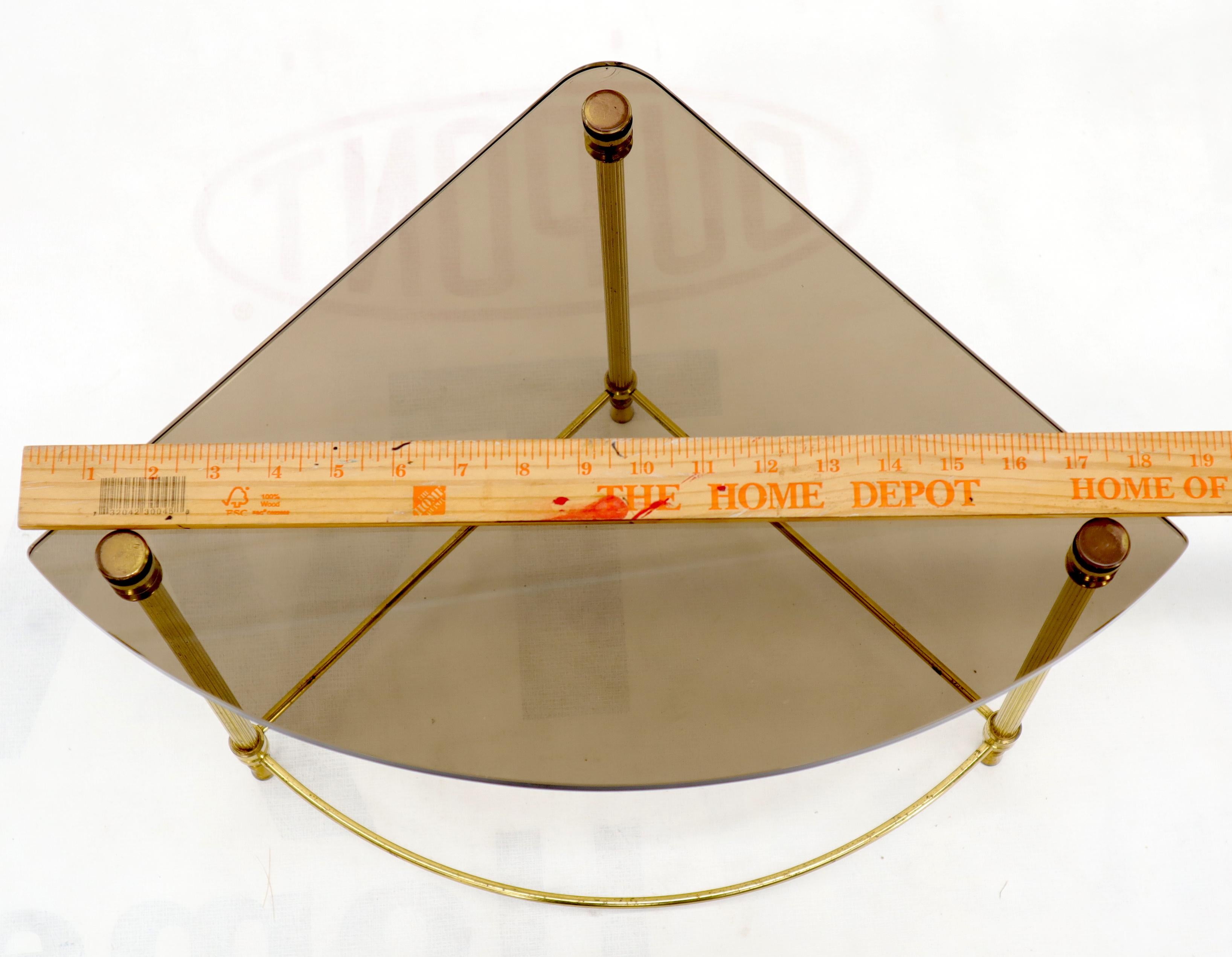 Table basse gigogne circulaire ronde en verre fumé avec pieds en laiton en vente 11