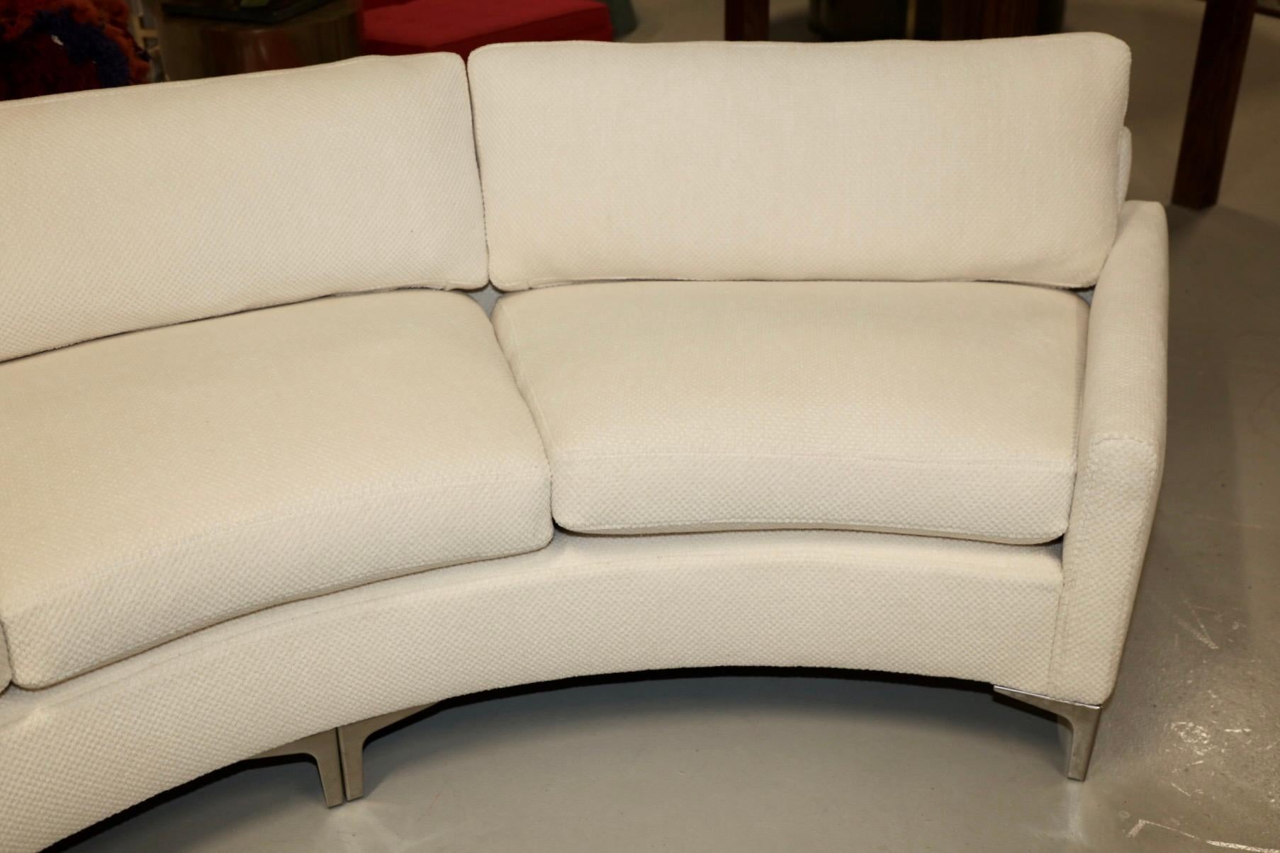 Circular Sectional C-Sofa 1