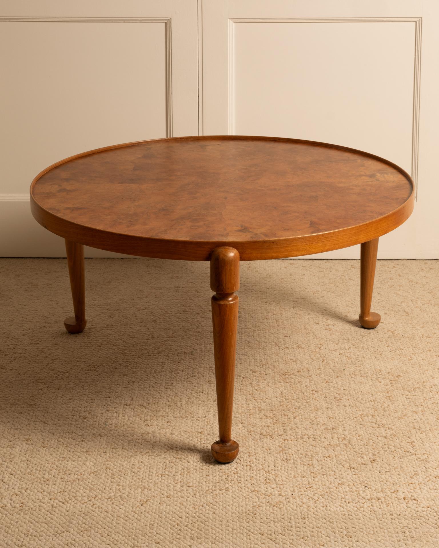 Art Nouveau Circular side table attributed to Josef Frank - 1940s For Sale