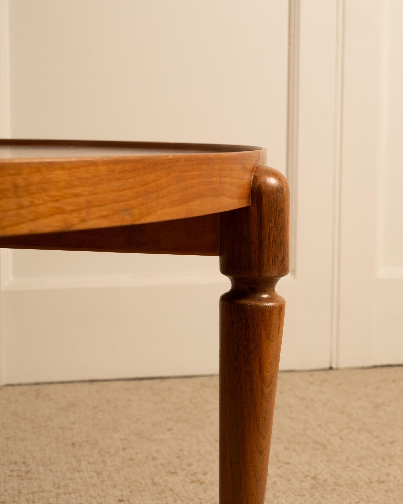 Wood Circular side table attributed to Josef Frank - 1940s For Sale