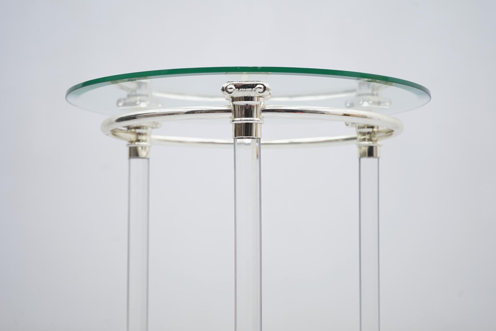 Hollywood Regency Circular Side Table in Glass, Lucite and Slivered Metal, France, 1980s For Sale