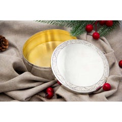 Runde Silberdose mit Gravur auf dem abnehmbaren Deckel und goldener Innenausstattung