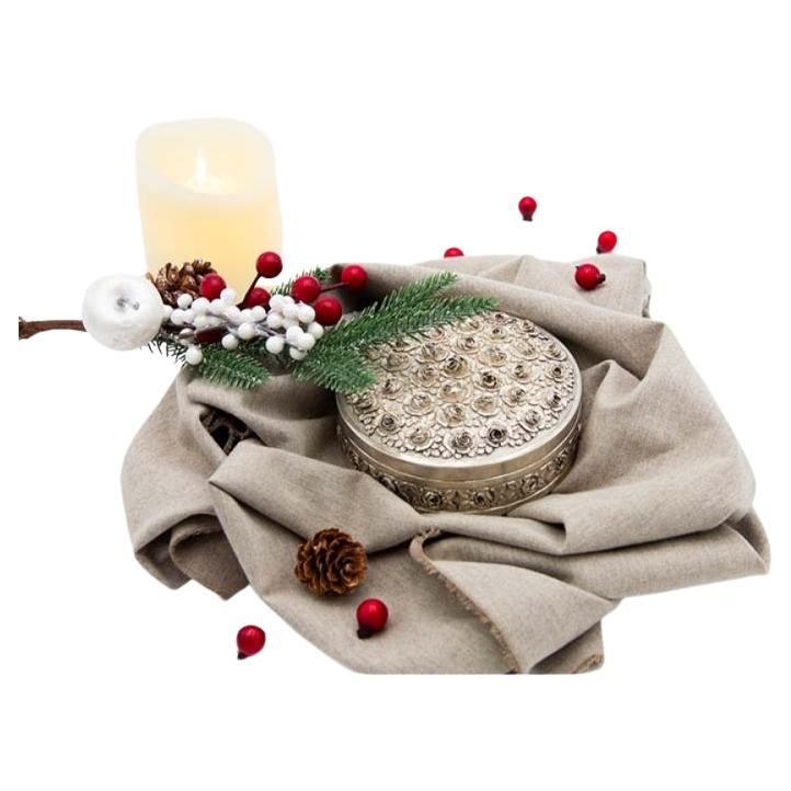 Circular silver box with raised roses and removable lid For Sale