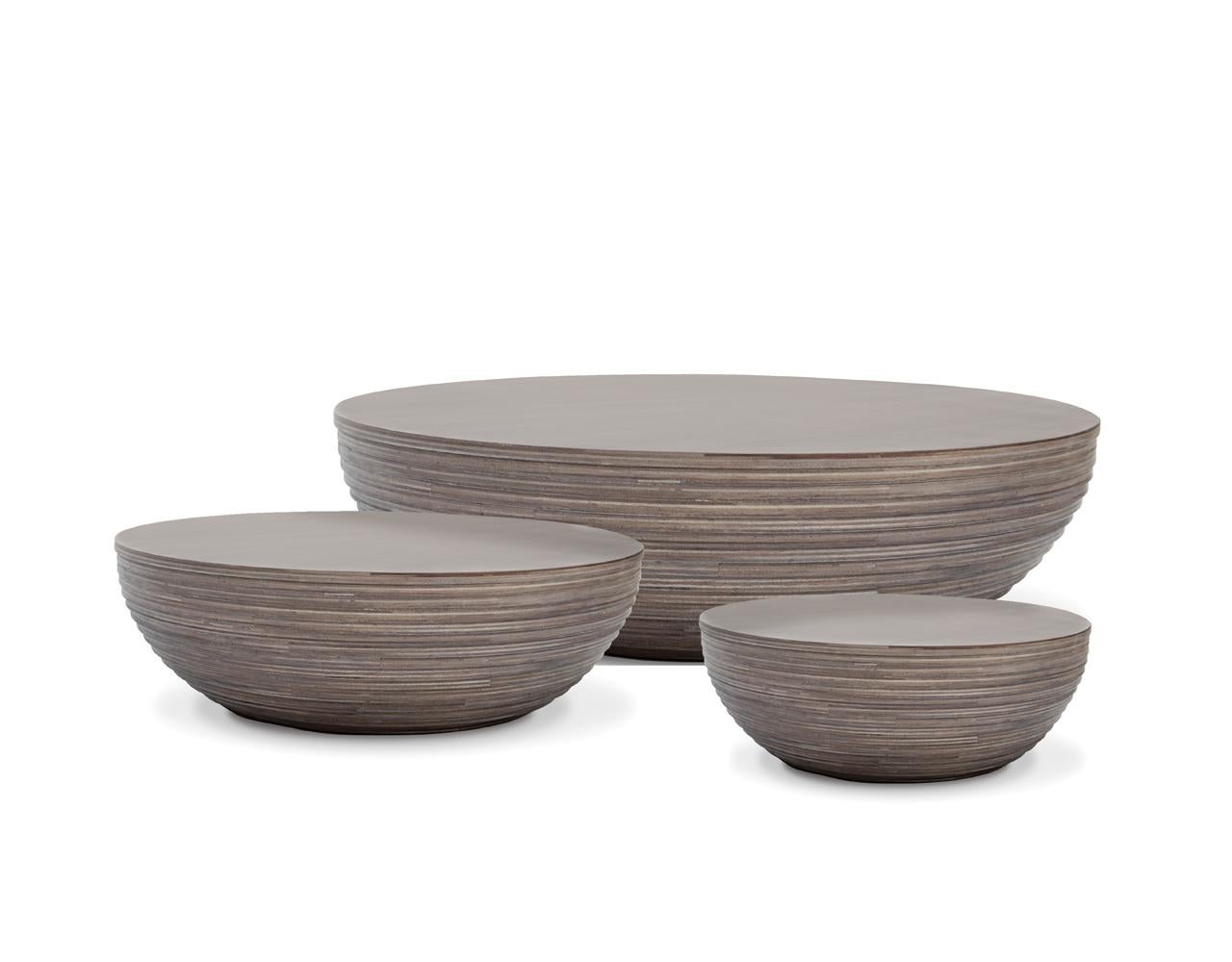 Guatémaltèque Petite table circulaire de Piegatto, une table basse sculpturale en vente