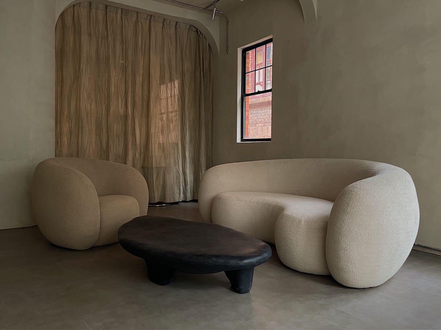 Contemporary Circular Sofa by kar For Sale