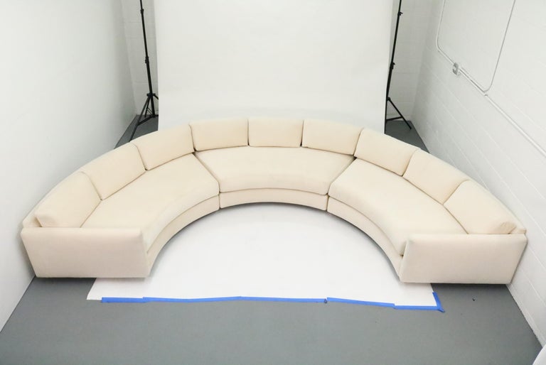 Mid-Century Modern Circular Sofa by Milo Baughman For Sale
