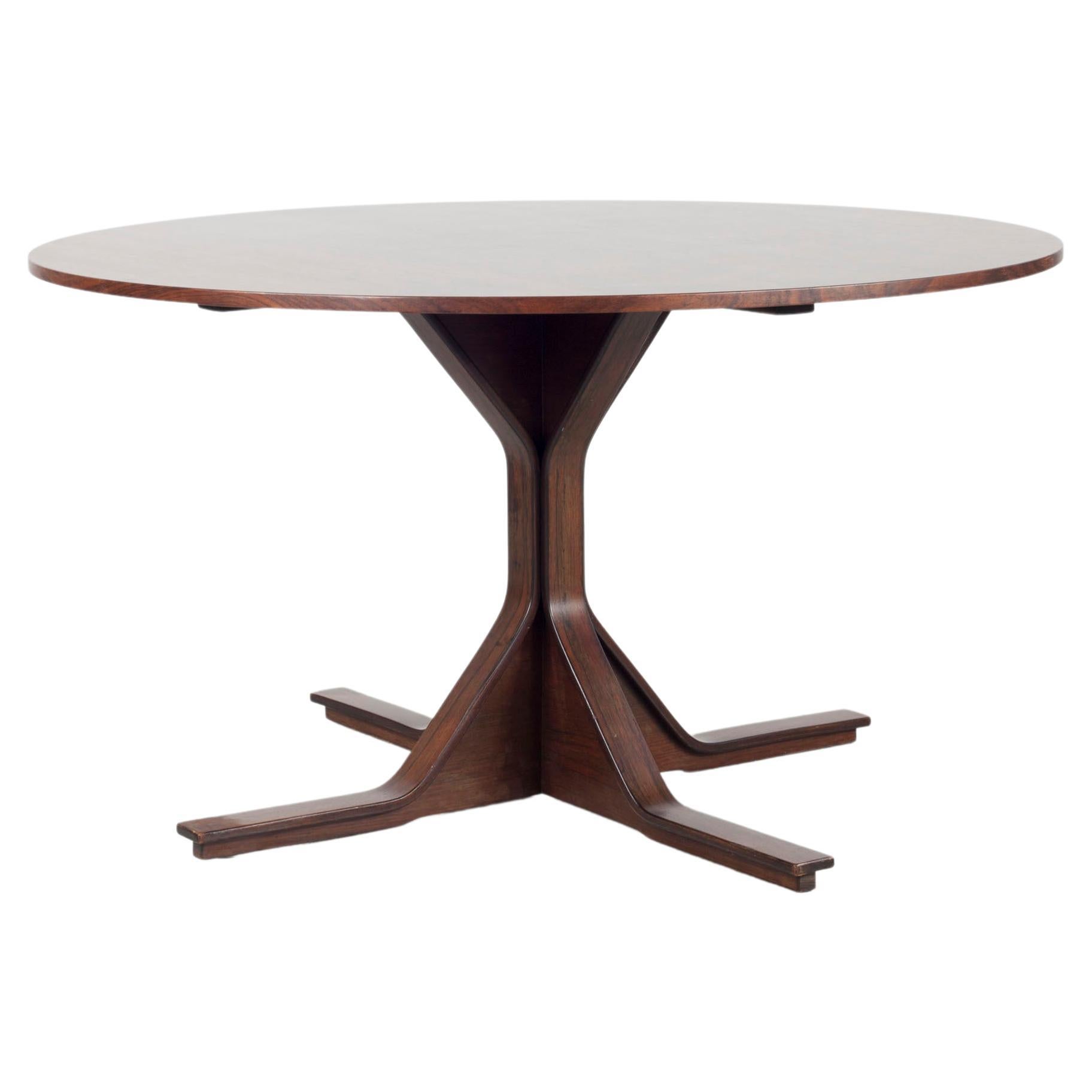 Circular Table, "Model 522", Gianfranco Frattini for by Bernini, Italy. 1960 For Sale