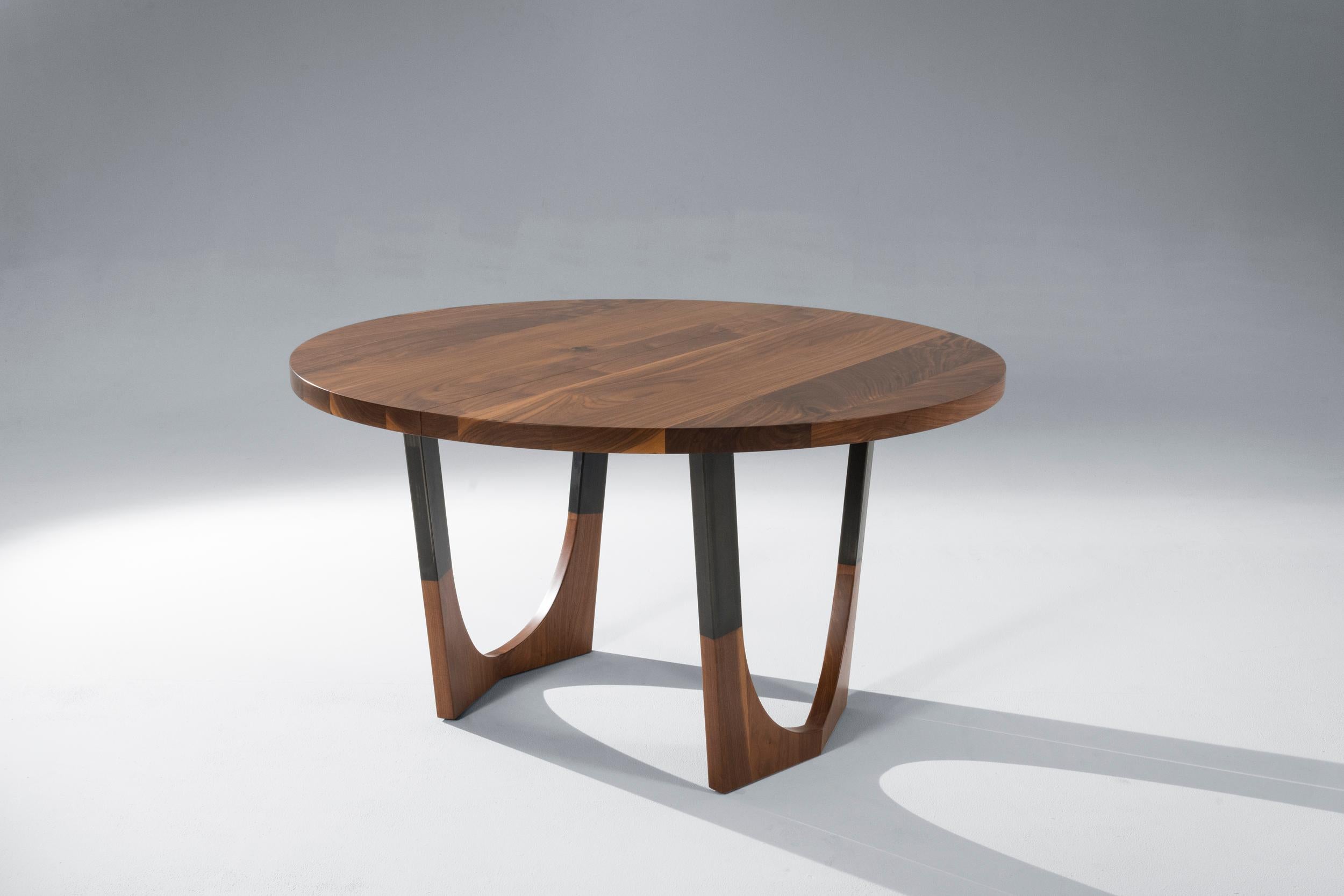 round dining table expanding