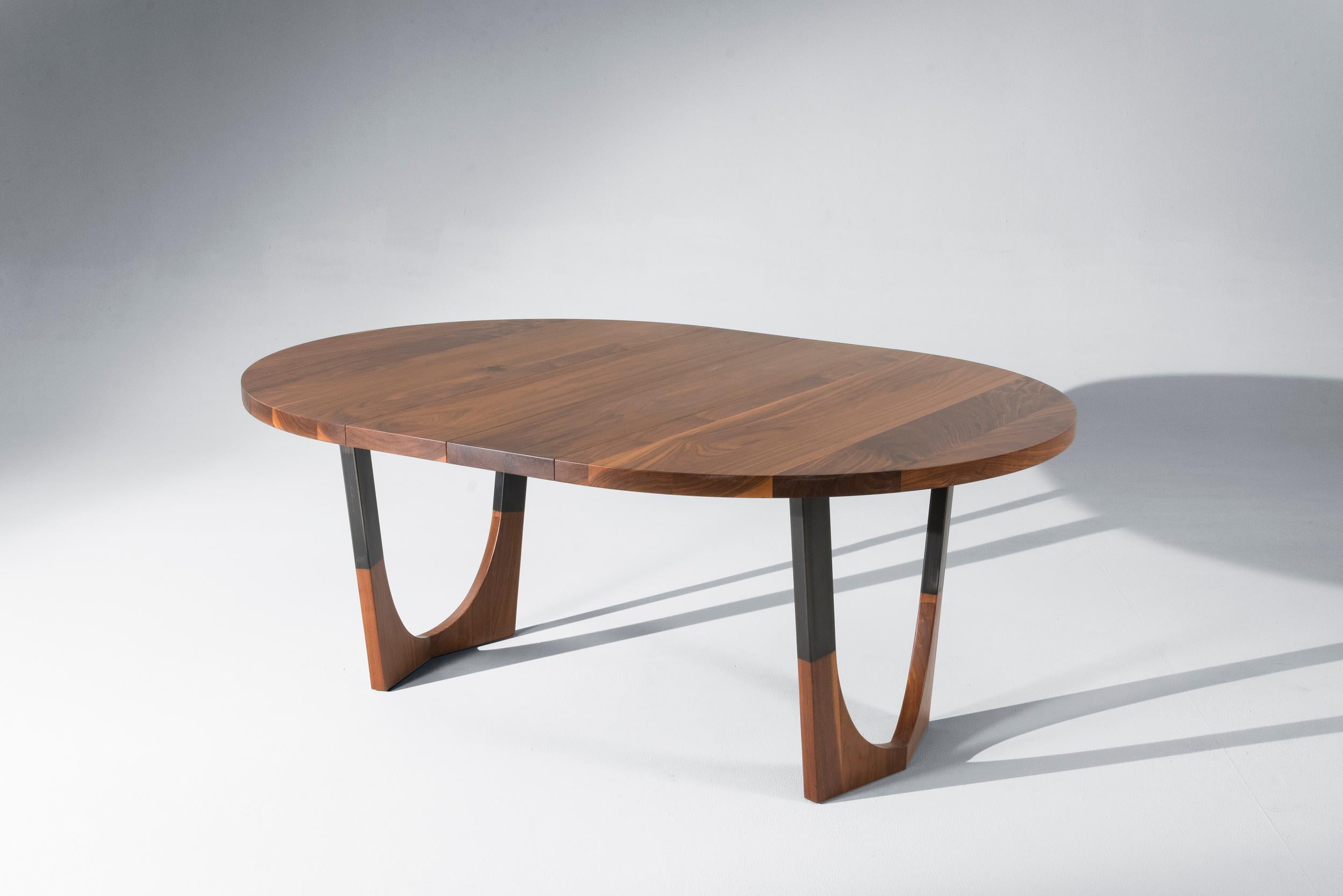 round dining table expanding
