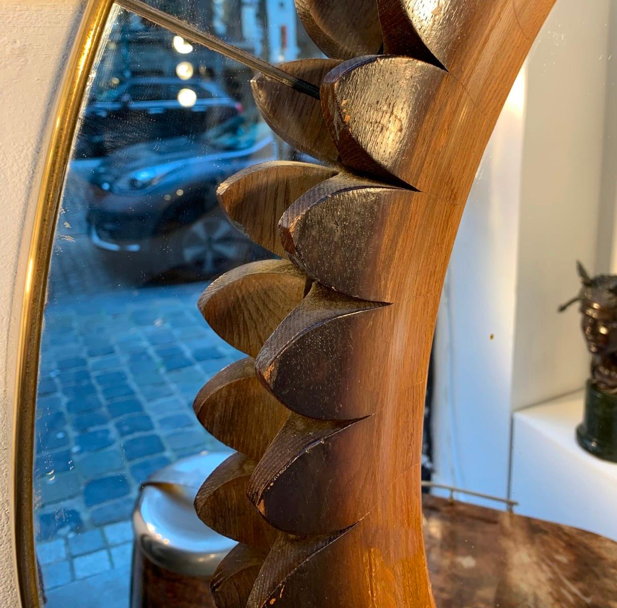 Mid-Century Modern Circular Walnut Wall Mirror by Fratelli Marelli Italy, circa 1950s