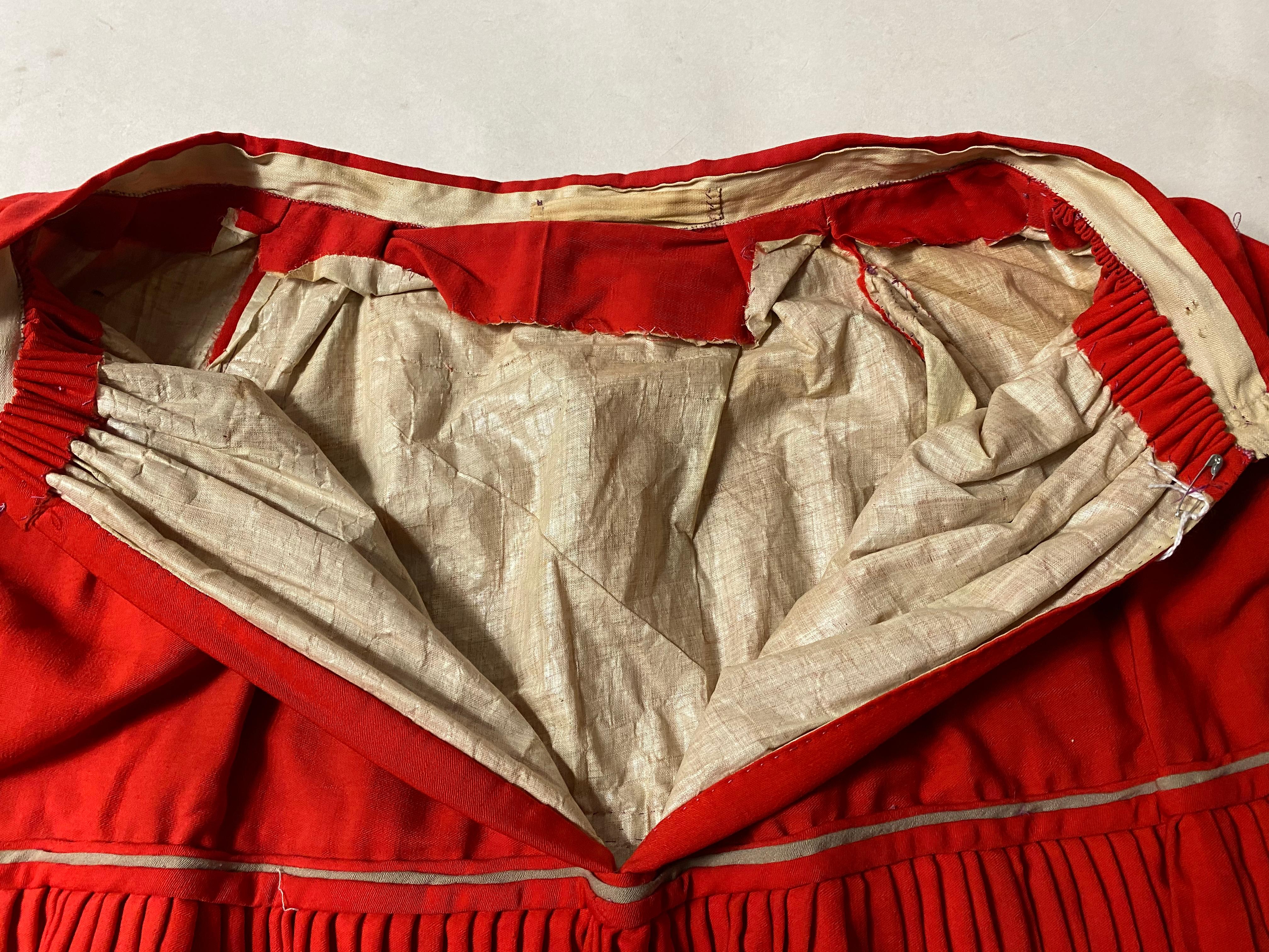 An Historical Circus, Fancy or Memorial Dress in Scarlet Challis USA Circa 1890 For Sale 8
