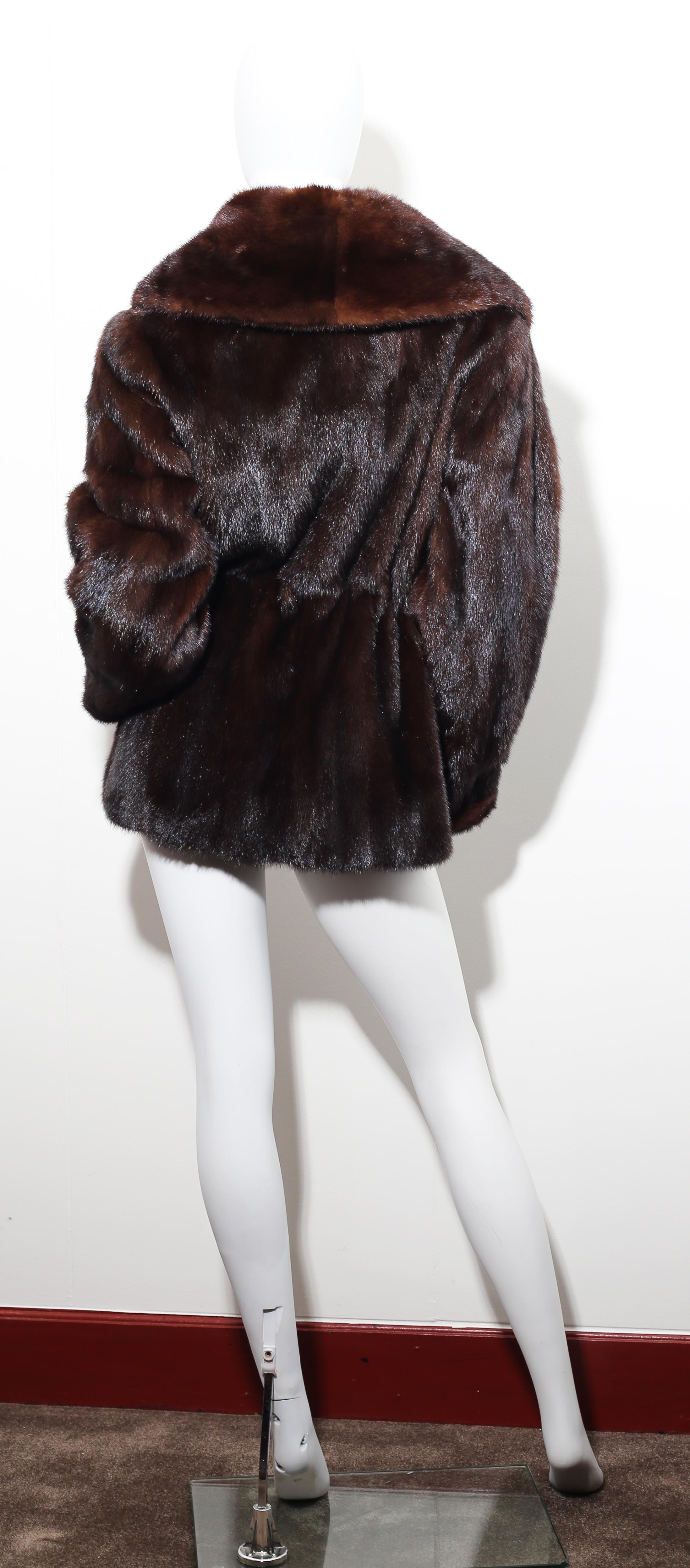 Women's Cirilo Fernandez   mink adjustable coat 