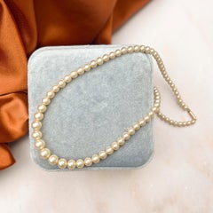 Ciro 1960s 9ct Gold Clasp Vintage Cultured Pearl Necklace