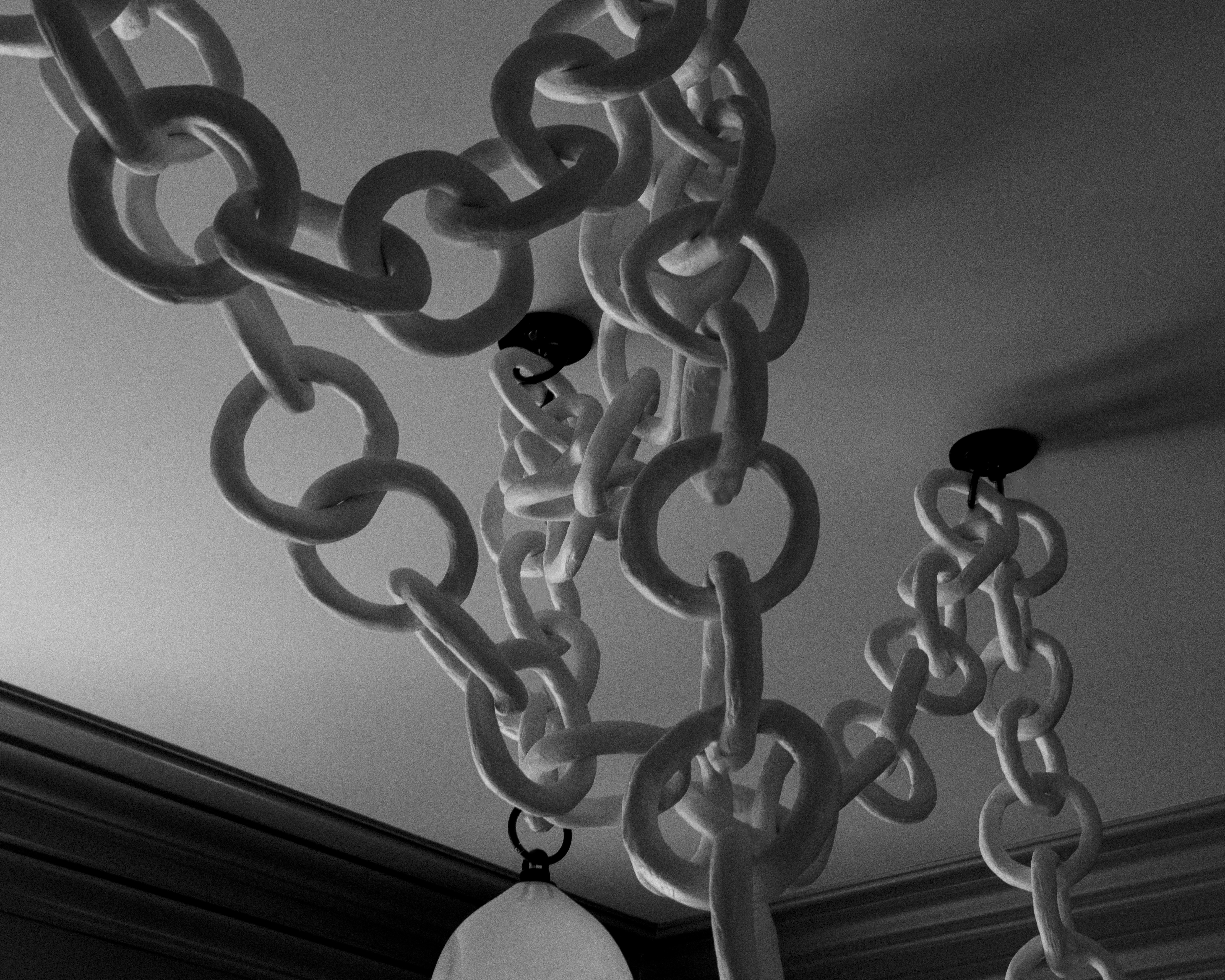 Cirque 4 Drop Swagged Chandelier by Brent Warr Studios Posmoderno en venta