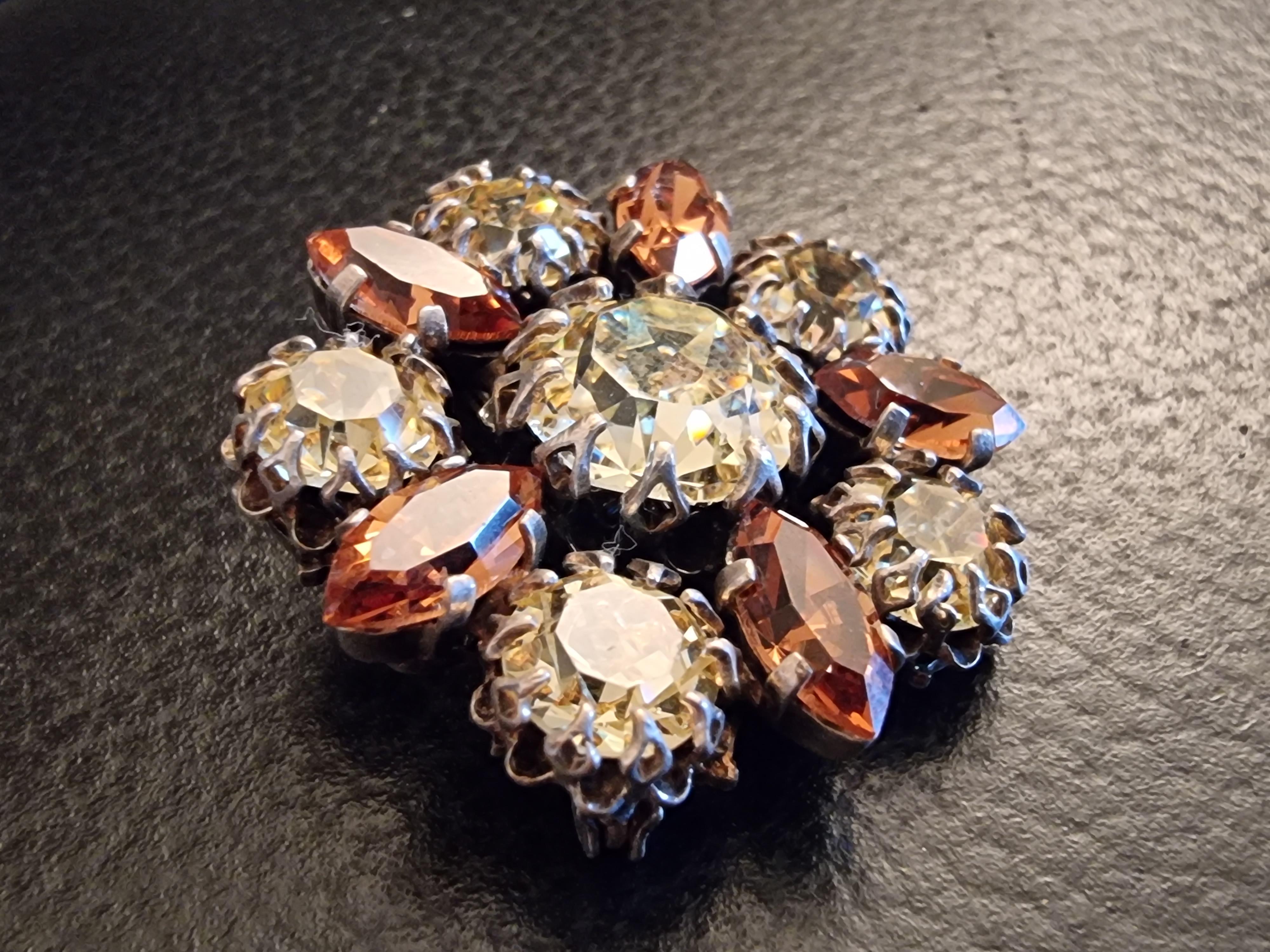 old fashioned brooches